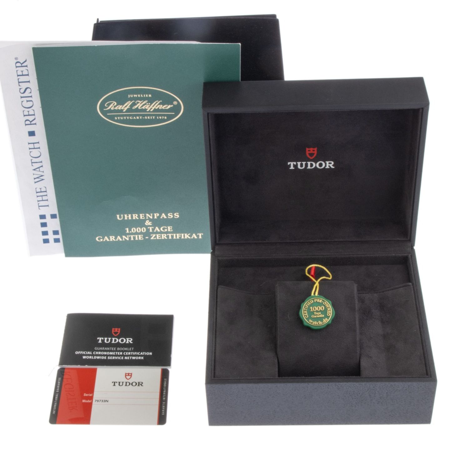 Tudor Black Bay S&G 79733N (2019) - Champagne dial 41 mm Steel case (2/7)