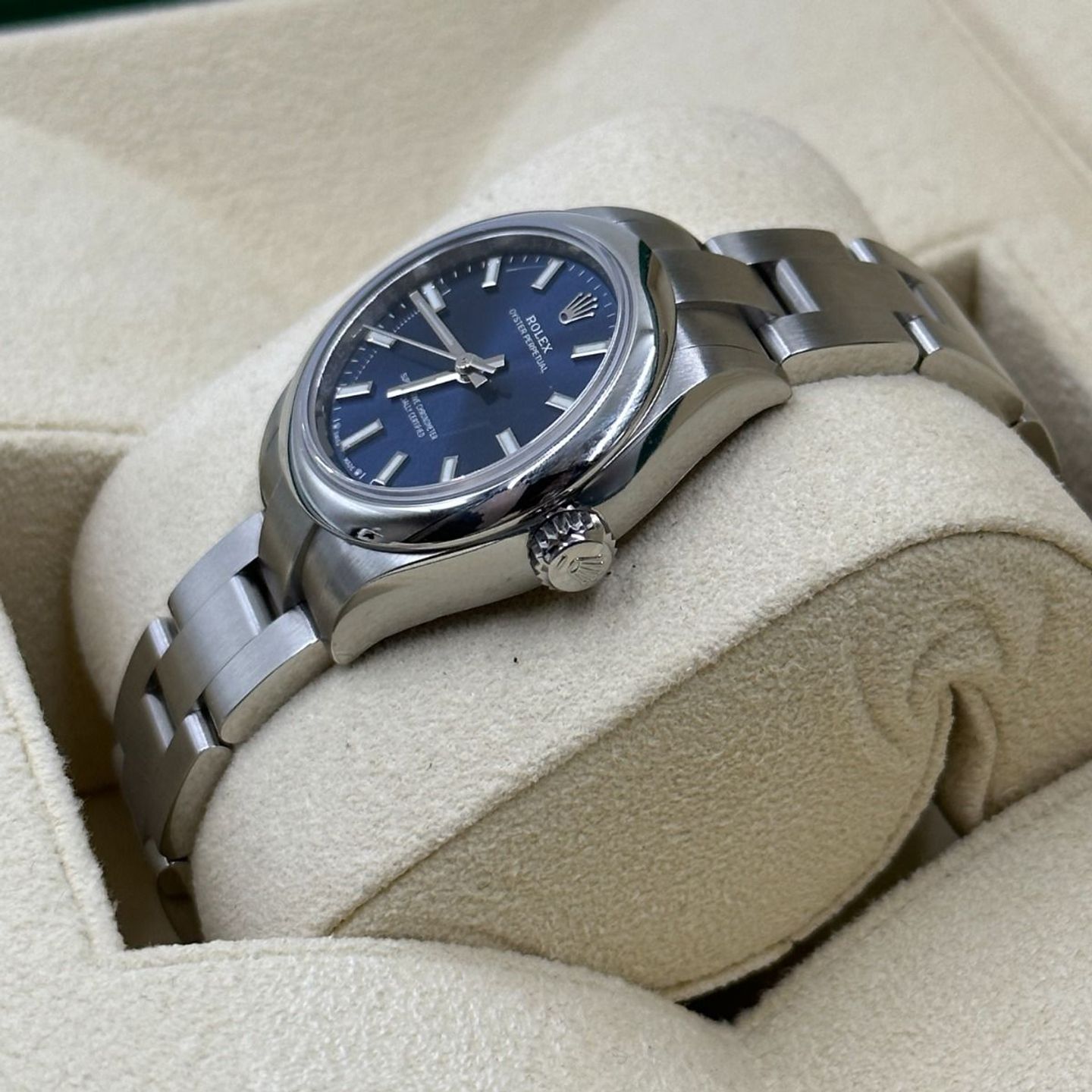 Rolex Oyster Perpetual 28 276200 (2024) - Blue dial 28 mm Steel case (6/8)