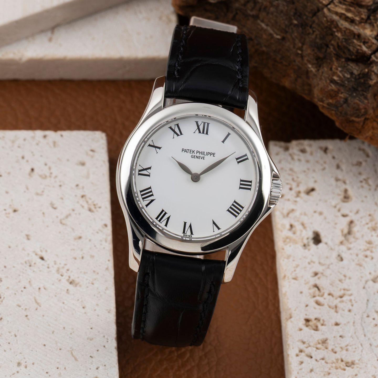 Patek Philippe Calatrava 4905 - (1/8)