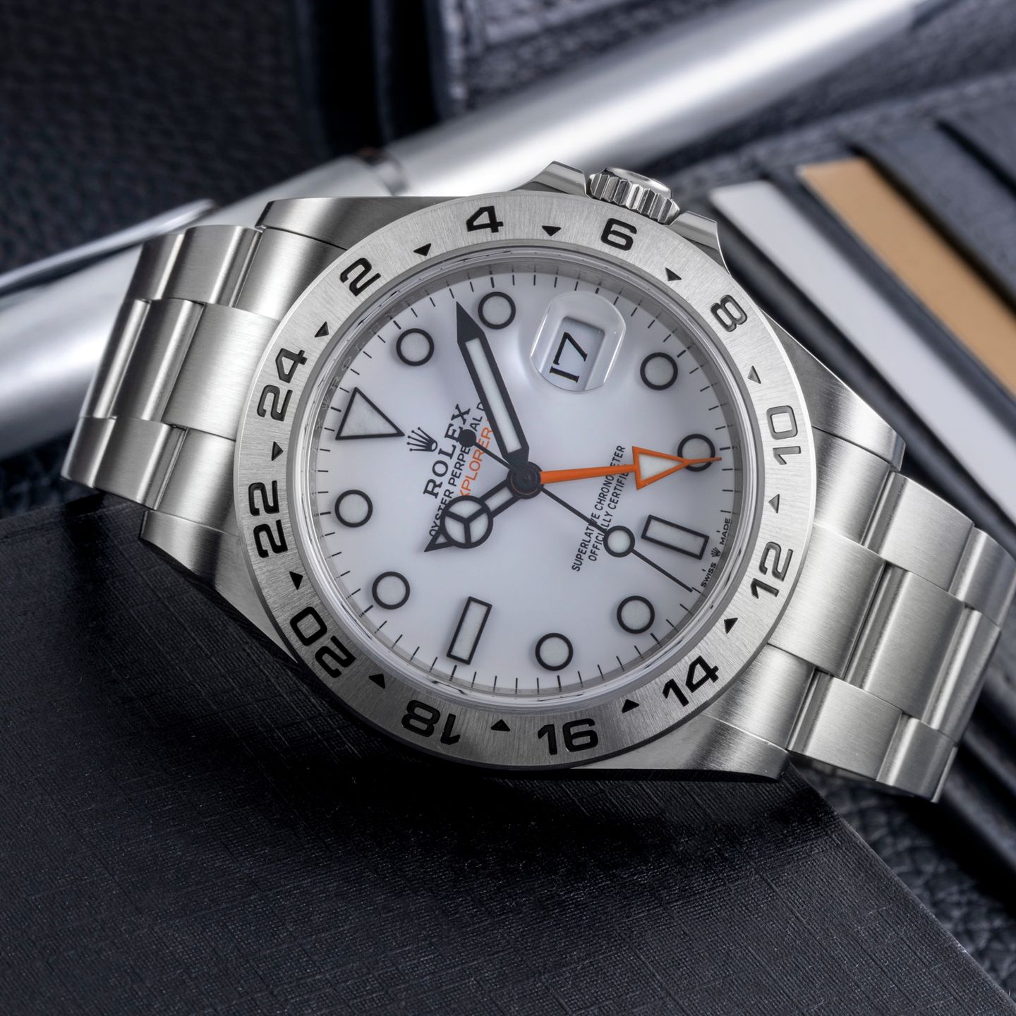 Rolex Explorer II 226570 (Unknown (random serial)) - 42 mm Steel case (2/8)