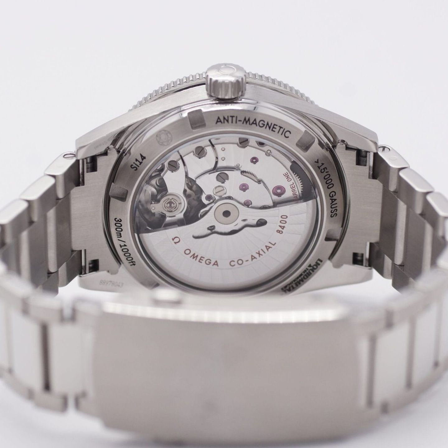 Omega Seamaster 300 233.30.41.21.01.001 (2019) - Black dial 41 mm Steel case (8/8)