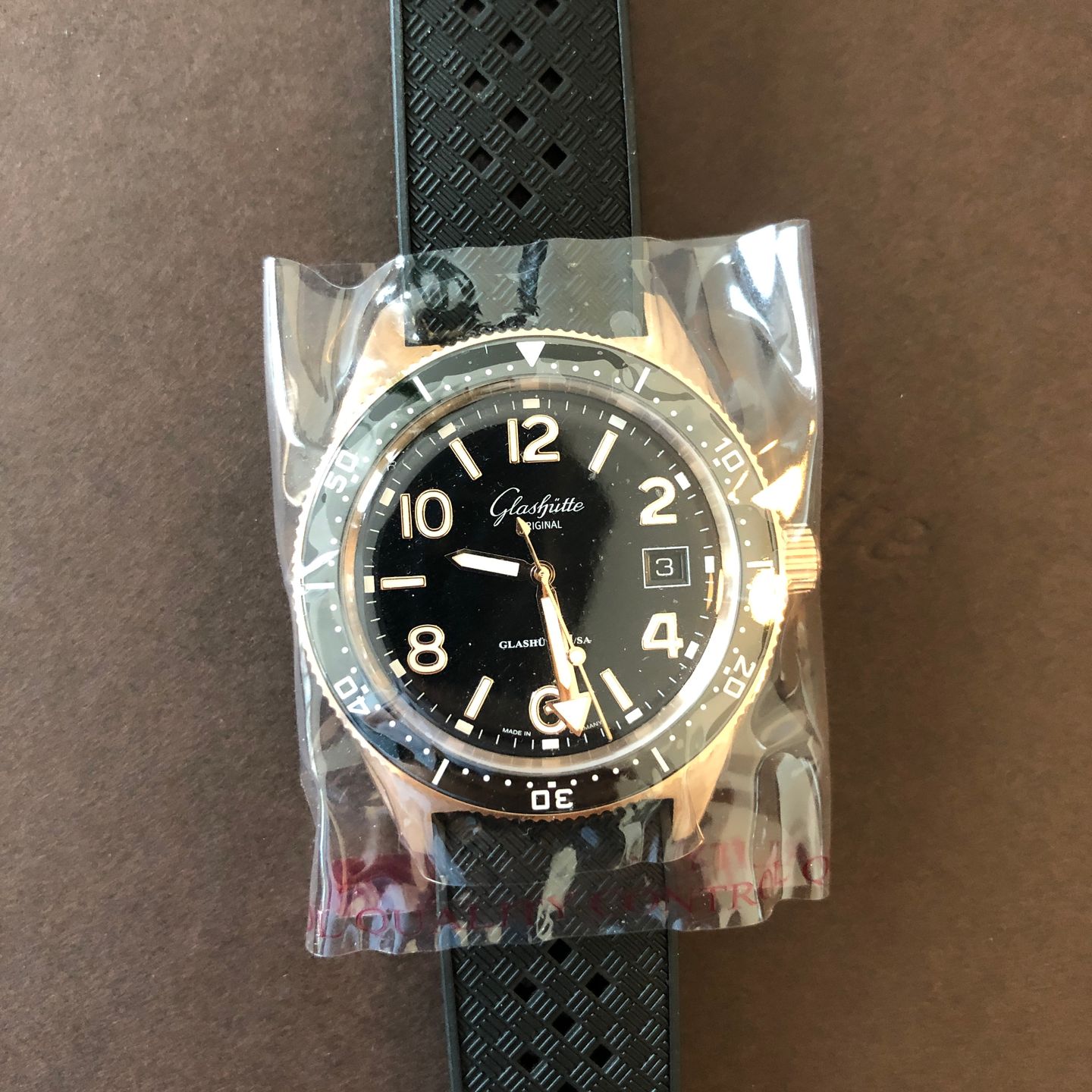 Glashütte Original SeaQ 1-39-11-17-91-33 - (4/5)