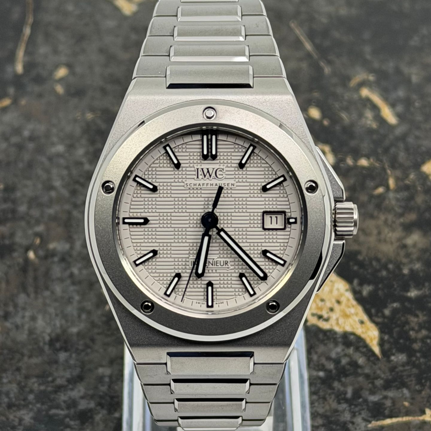 IWC Ingenieur Automatic IW328904 - (2/8)
