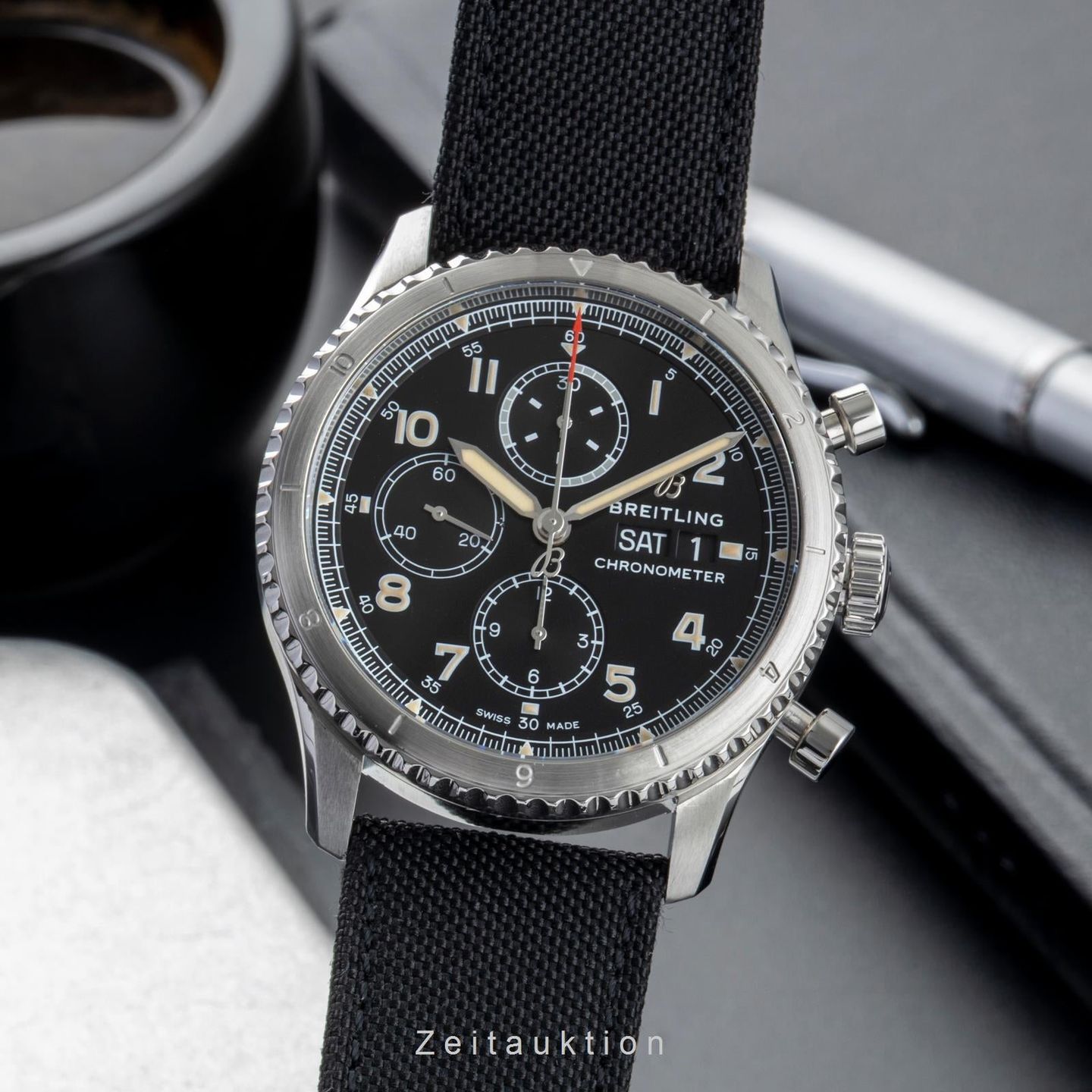 Breitling Aviator 8 A13316 - (1/8)