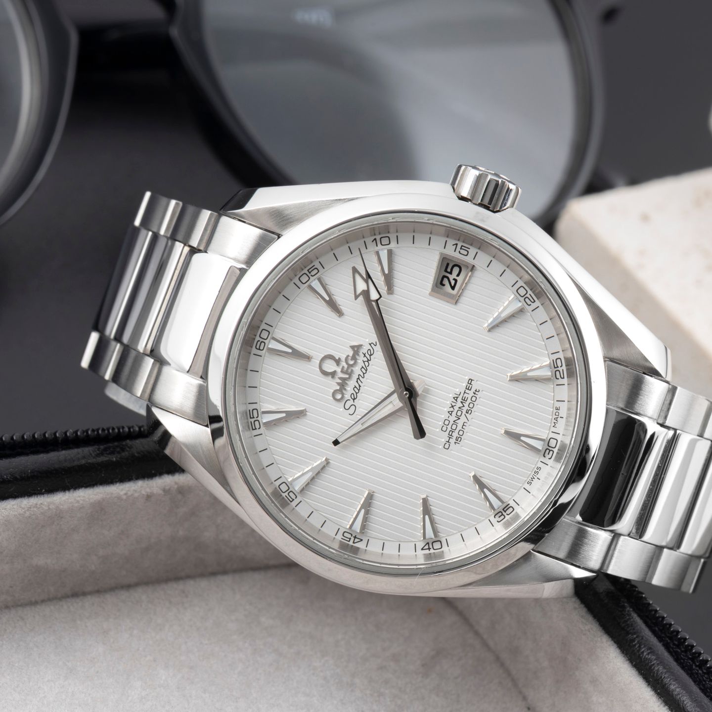 Omega Seamaster Aqua Terra 231.13.39.21.02.001 (Onbekend (willekeurig serienummer)) - Zilver wijzerplaat 39mm Staal (2/8)