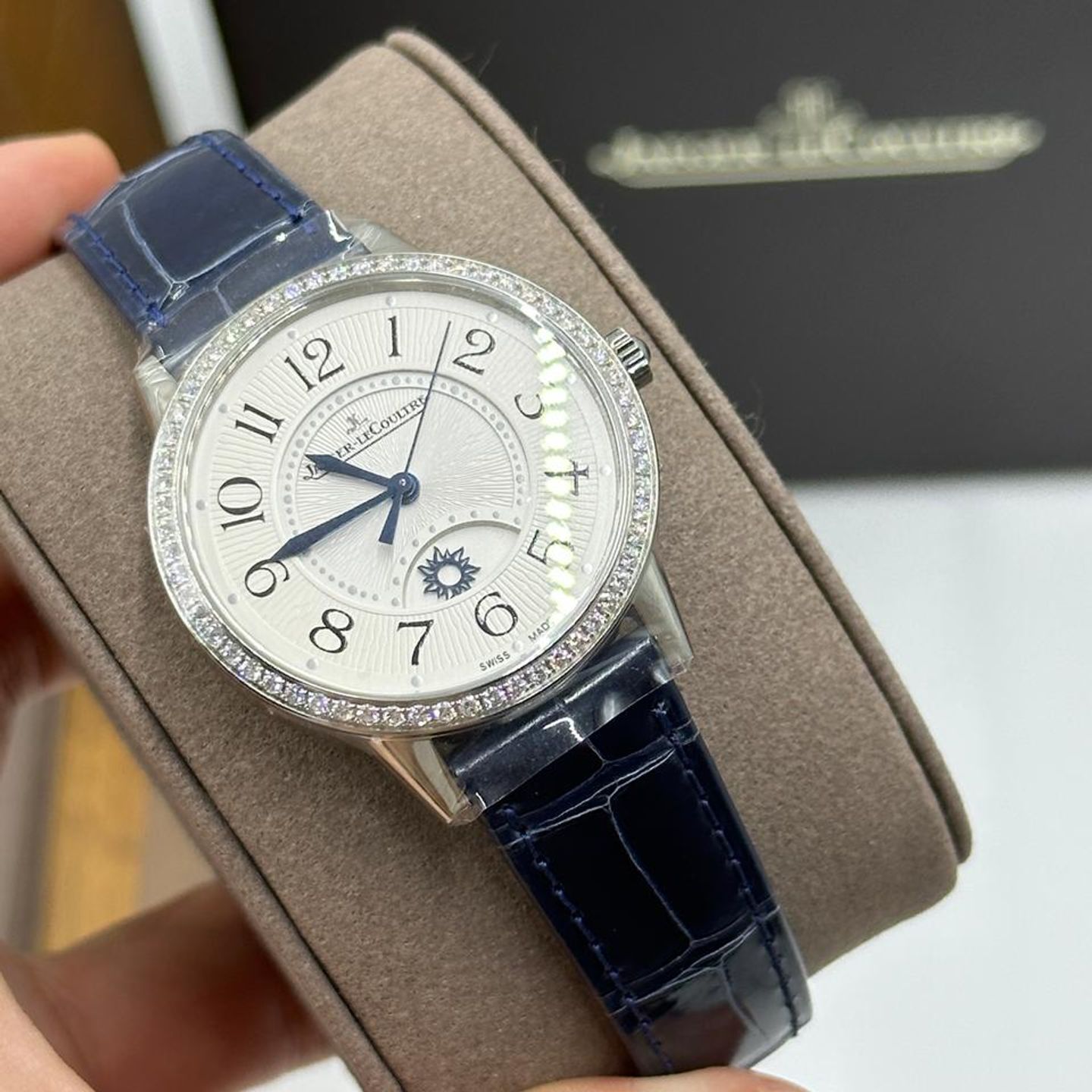 Jaeger-LeCoultre Rendez-Vous Q3448430 - (1/10)