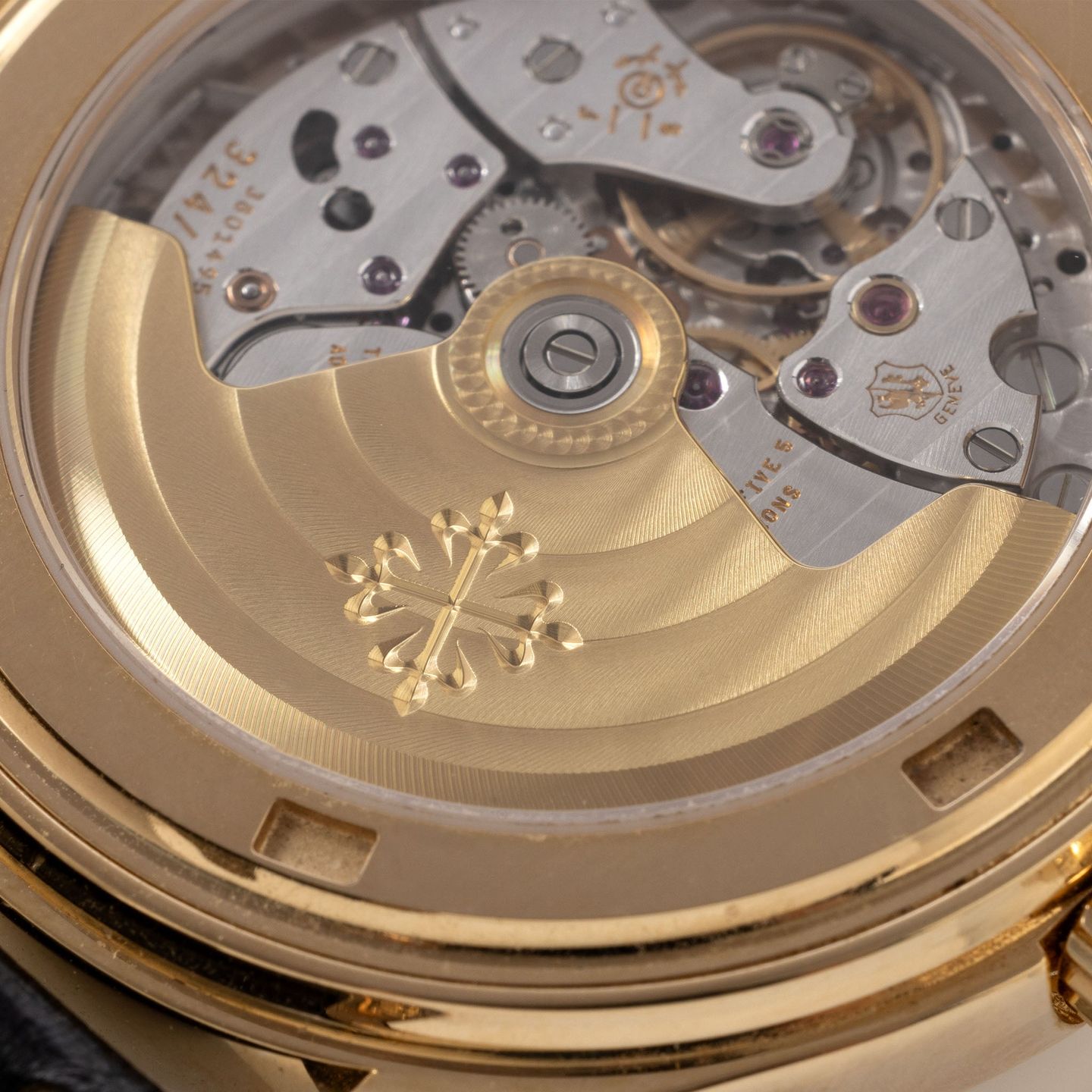 Patek Philippe Annual Calendar 5146J (2000) - Grijs wijzerplaat 39mm Geelgoud (7/8)