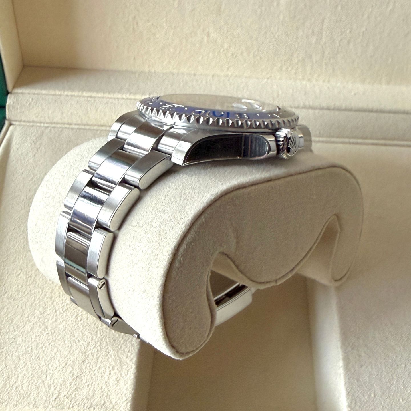 Rolex GMT-Master II 116710BLNR - (2/2)