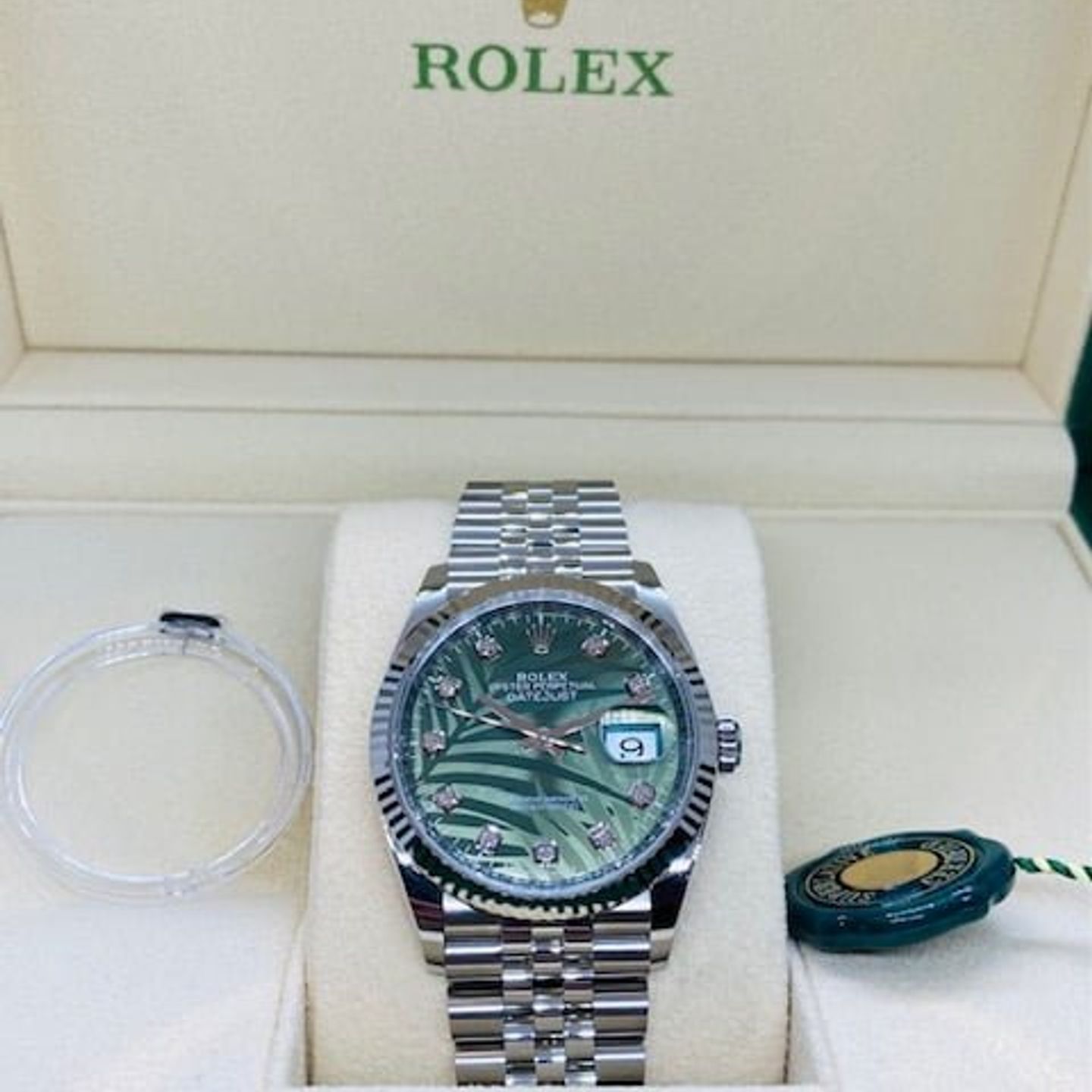 Rolex Datejust 36 126234 (2023) - Green dial 36 mm Steel case (2/4)