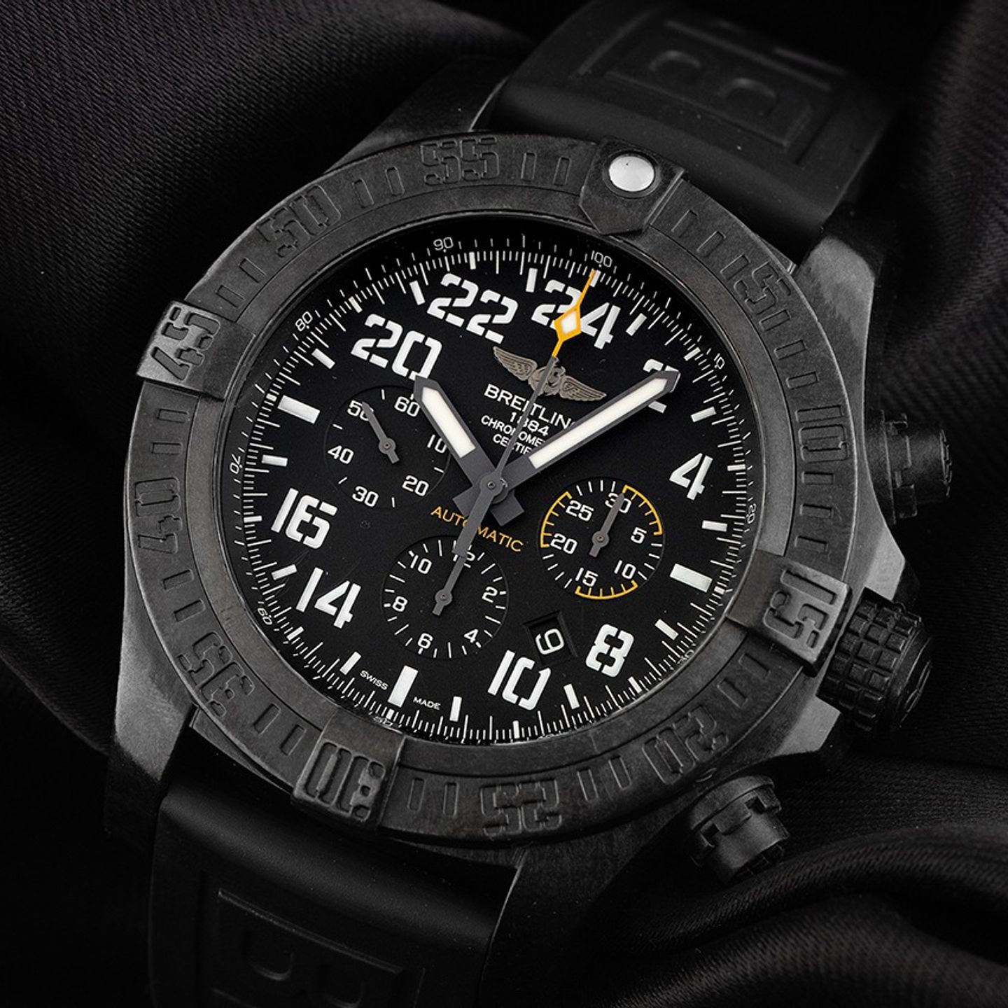 Breitling Avenger Hurricane XB1210E4/BE89 - (3/7)