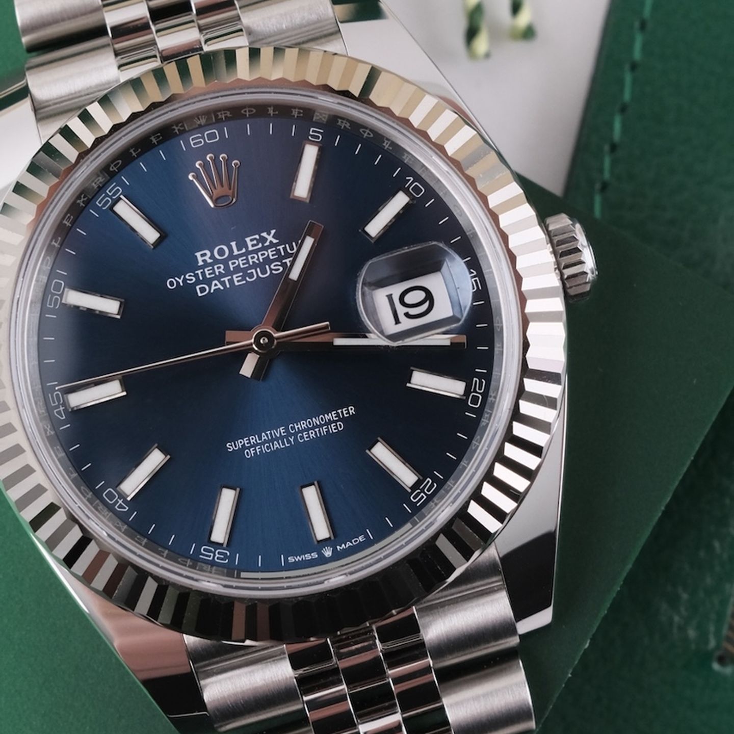 Rolex Datejust 41 126334 (2023) - 41mm Staal (3/8)
