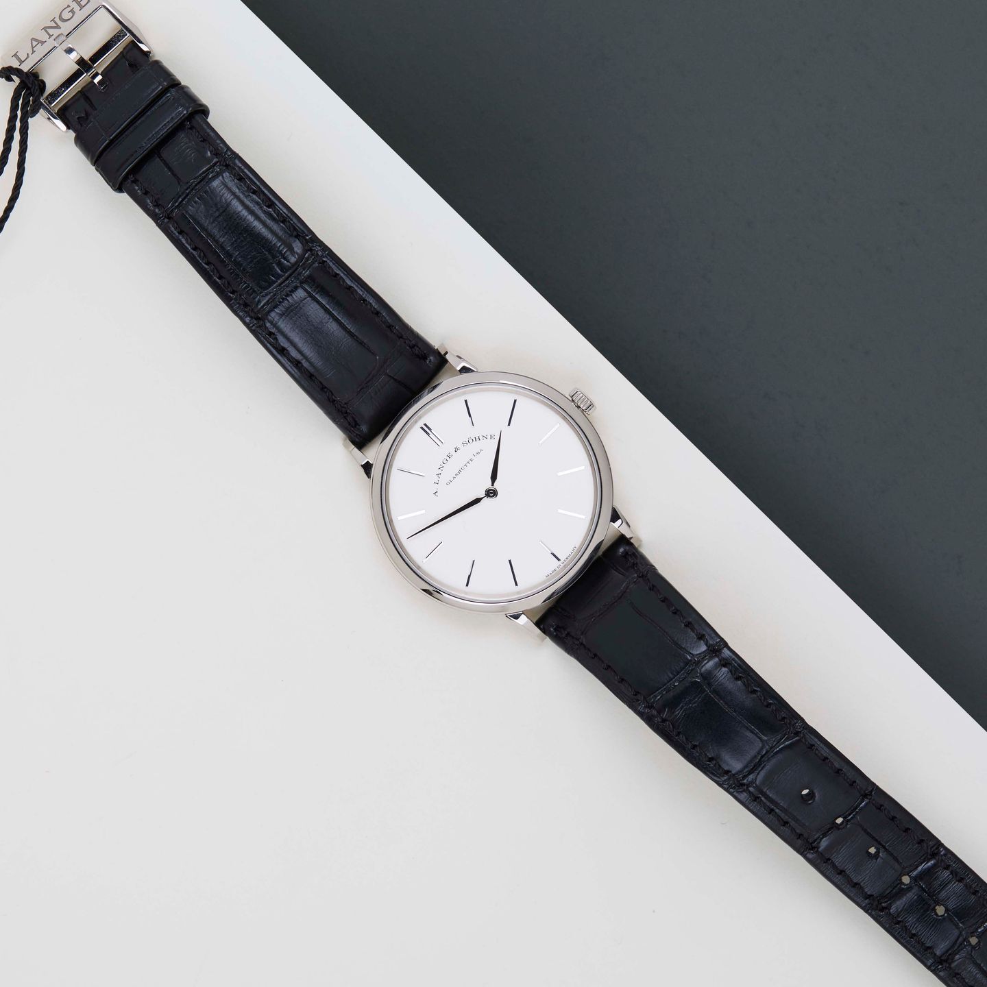 A. Lange & Söhne Saxonia 201.027 (2021) - Silver dial 37 mm White Gold case (2/8)