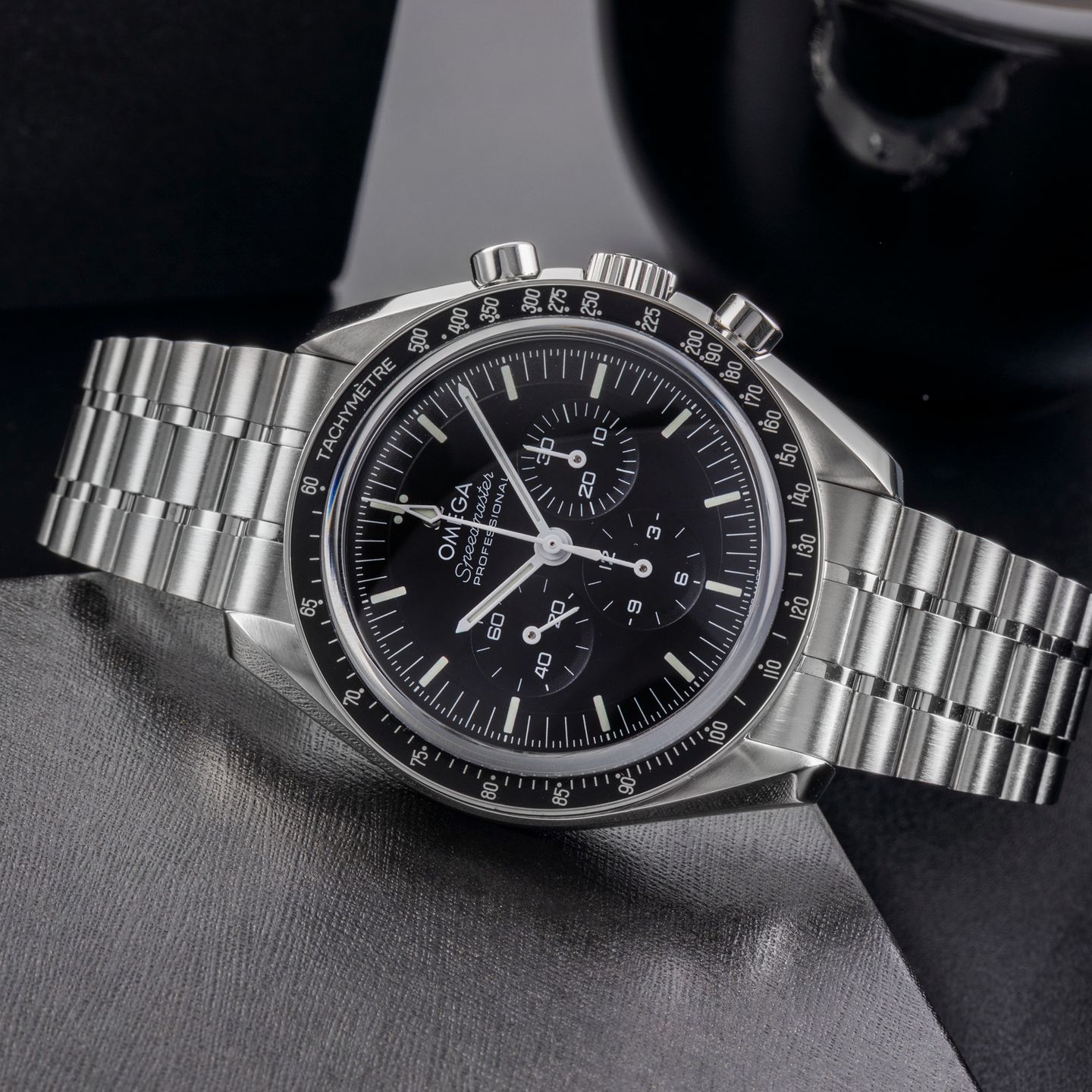 Omega Speedmaster Professional Moonwatch 310.30.42.50.01.002 - (2/8)