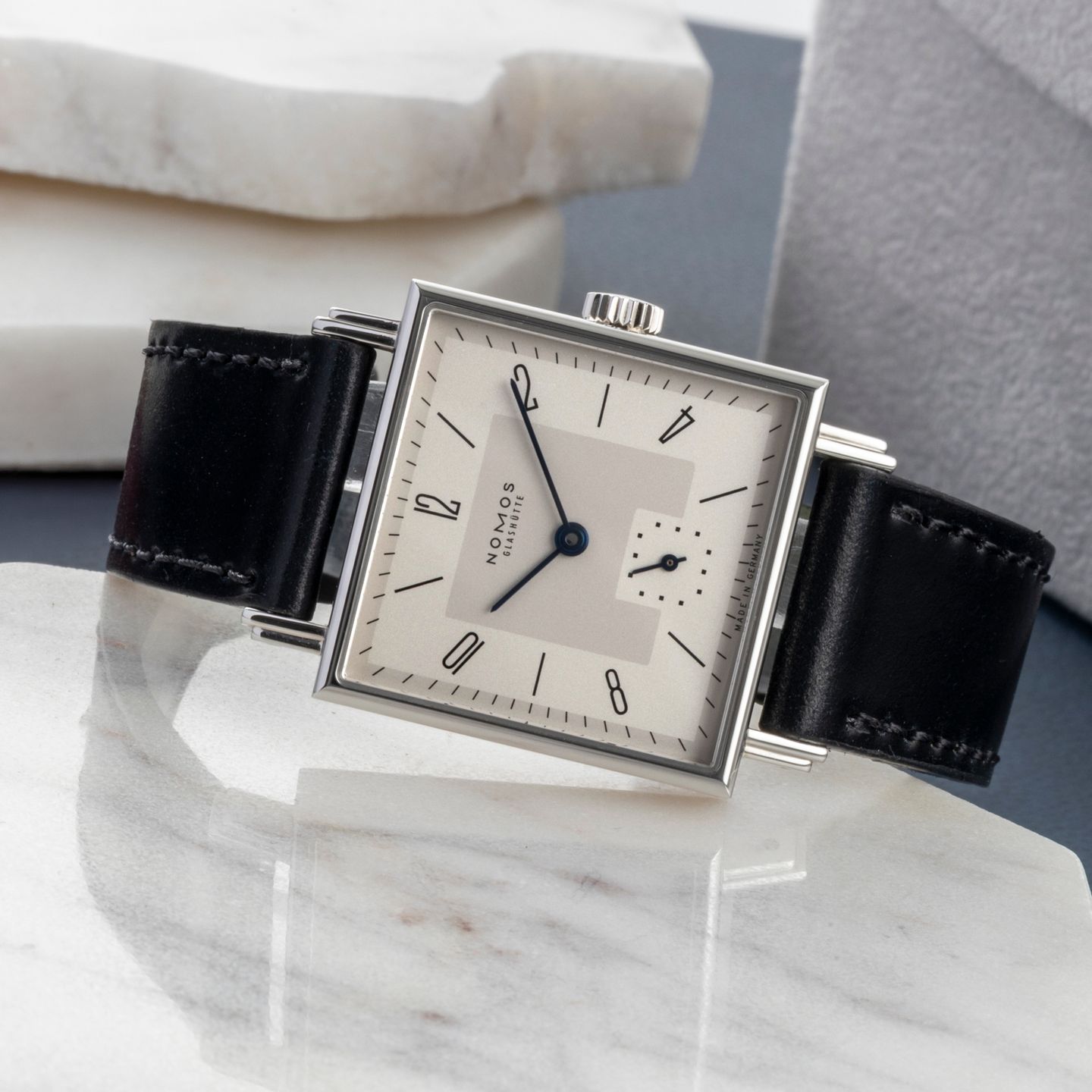 NOMOS Tetra 408 - (2/8)