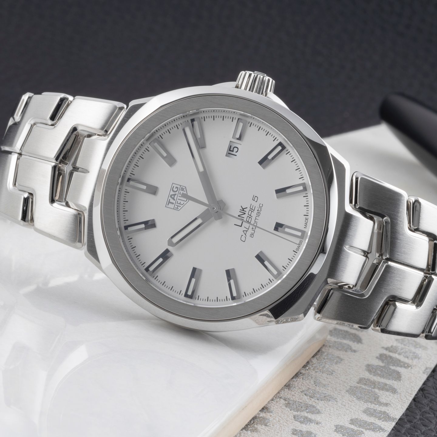 TAG Heuer Link Calibre 5 WBC2111.BA0603 (Unknown (random serial)) - Silver dial 41 mm Steel case (2/8)