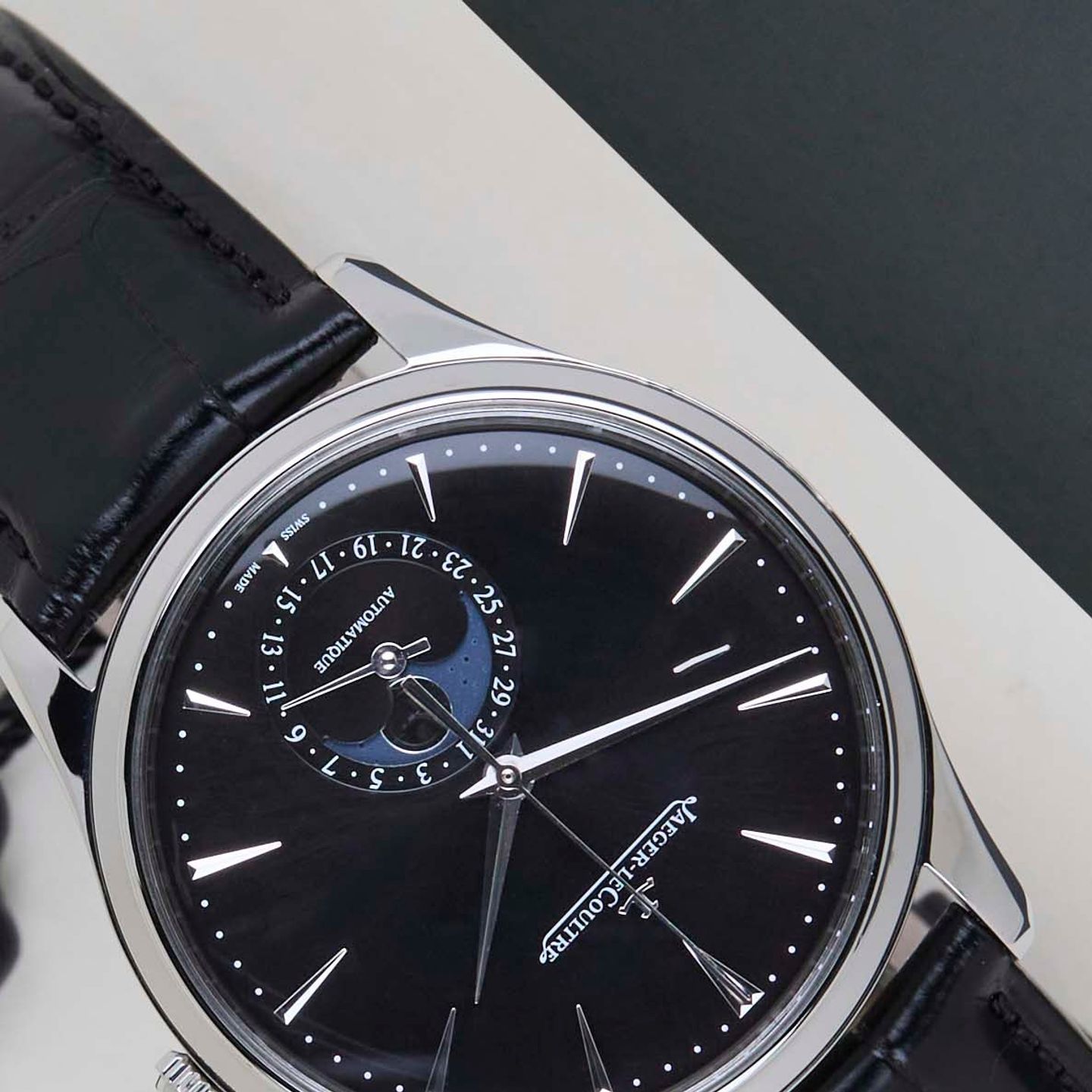 Jaeger-LeCoultre Master Ultra Thin Moon Q1368471 (2021) - Black dial 39 mm Steel case (4/8)