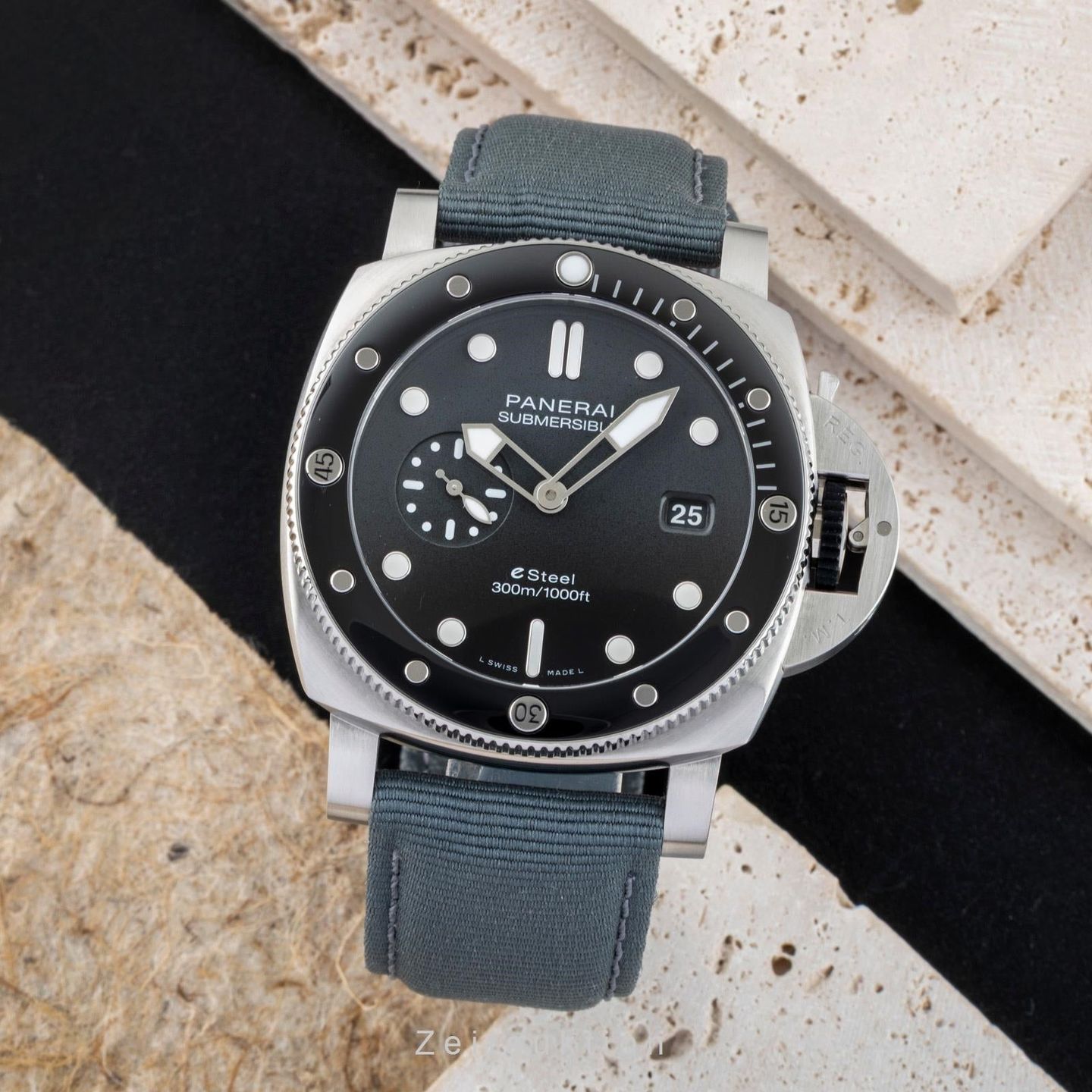 Panerai Luminor Submersible PAM01288 - (3/8)
