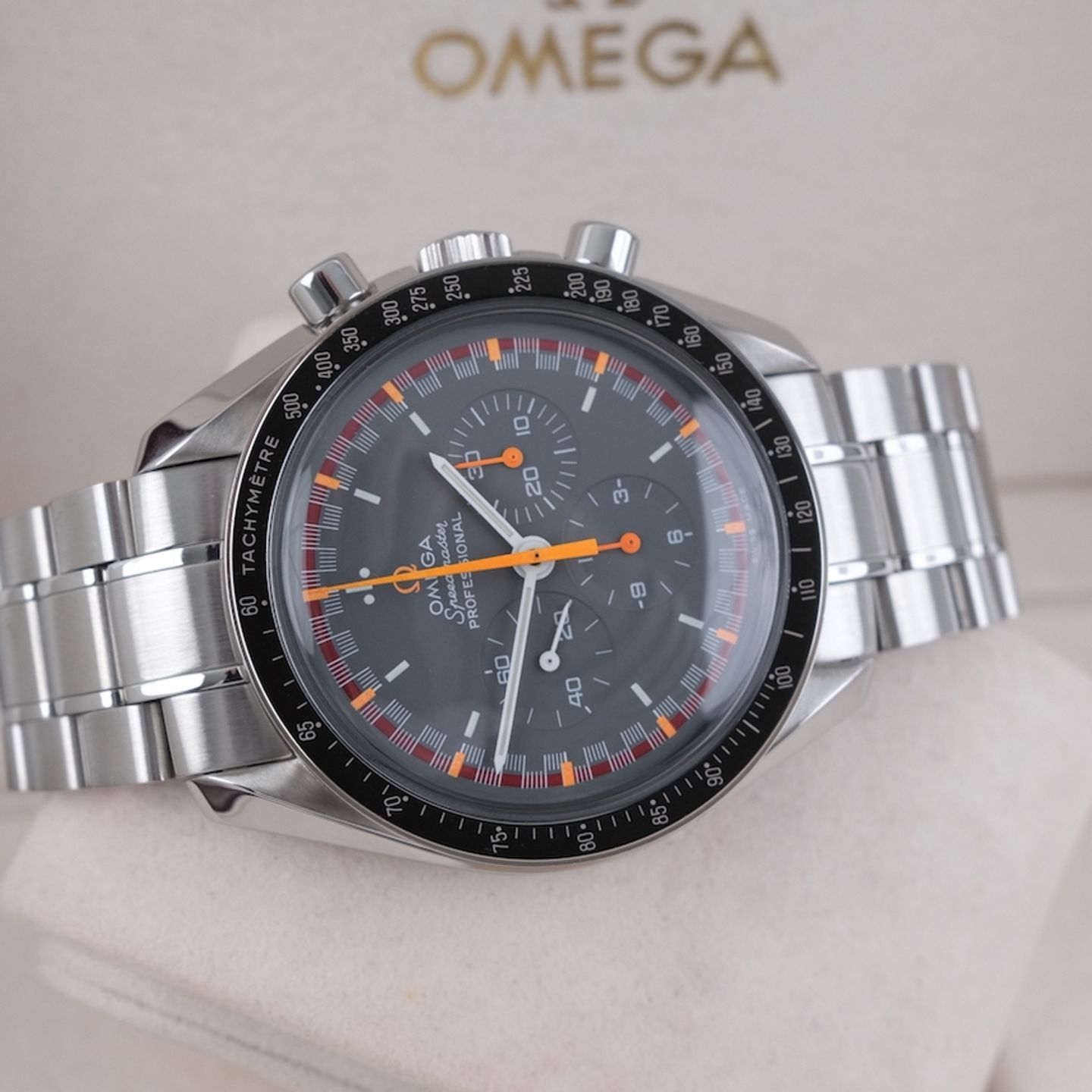Omega Speedmaster Racing 3570.40.00 - (1/8)