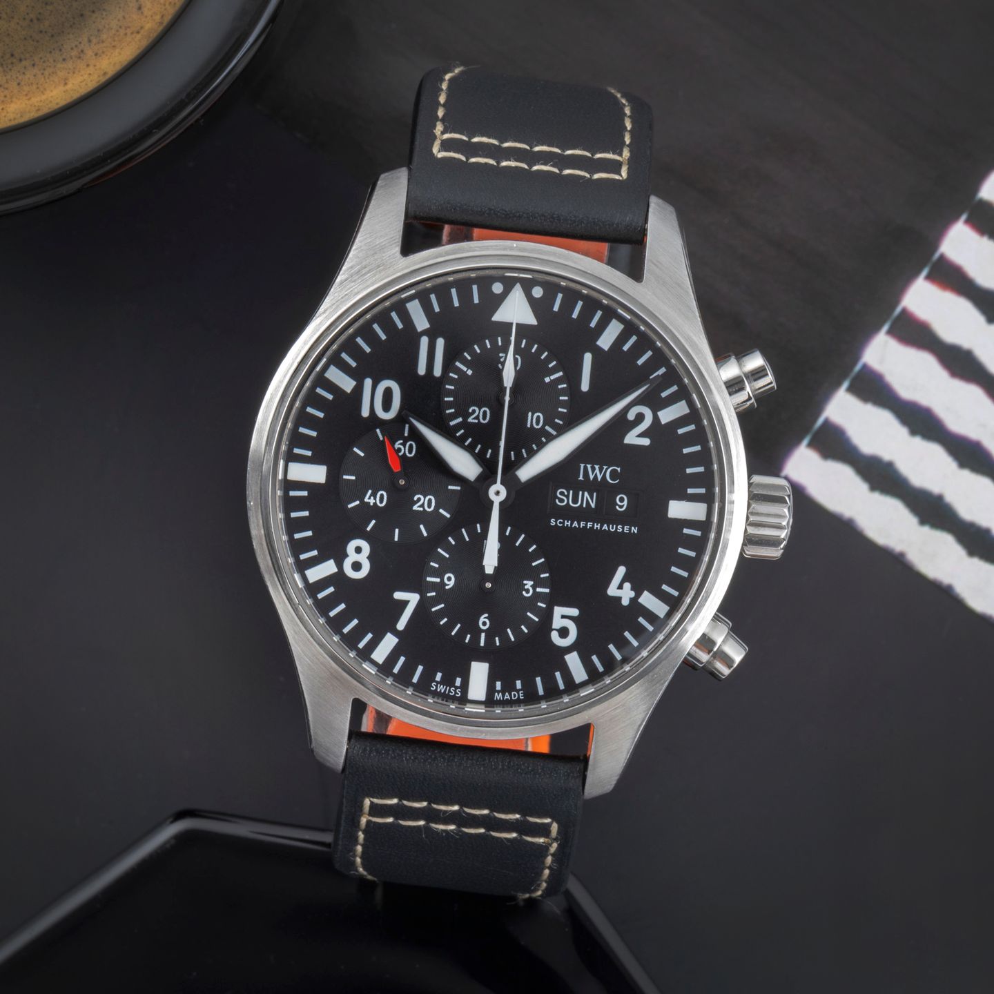 IWC Pilot Chronograph IW377709 (Onbekend (willekeurig serienummer)) - Zwart wijzerplaat 43mm Staal (1/8)