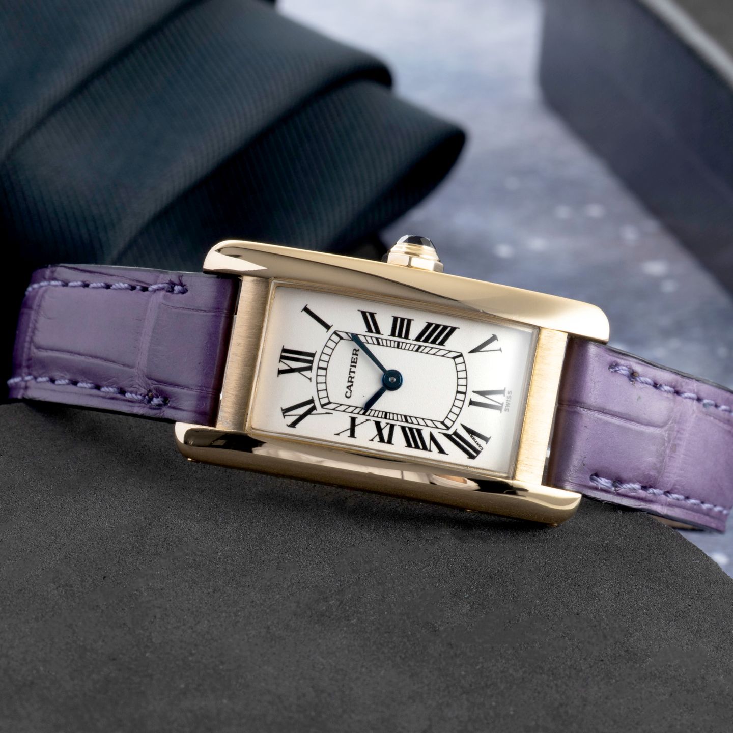 Cartier Tank Américaine W2601556 - (2/8)
