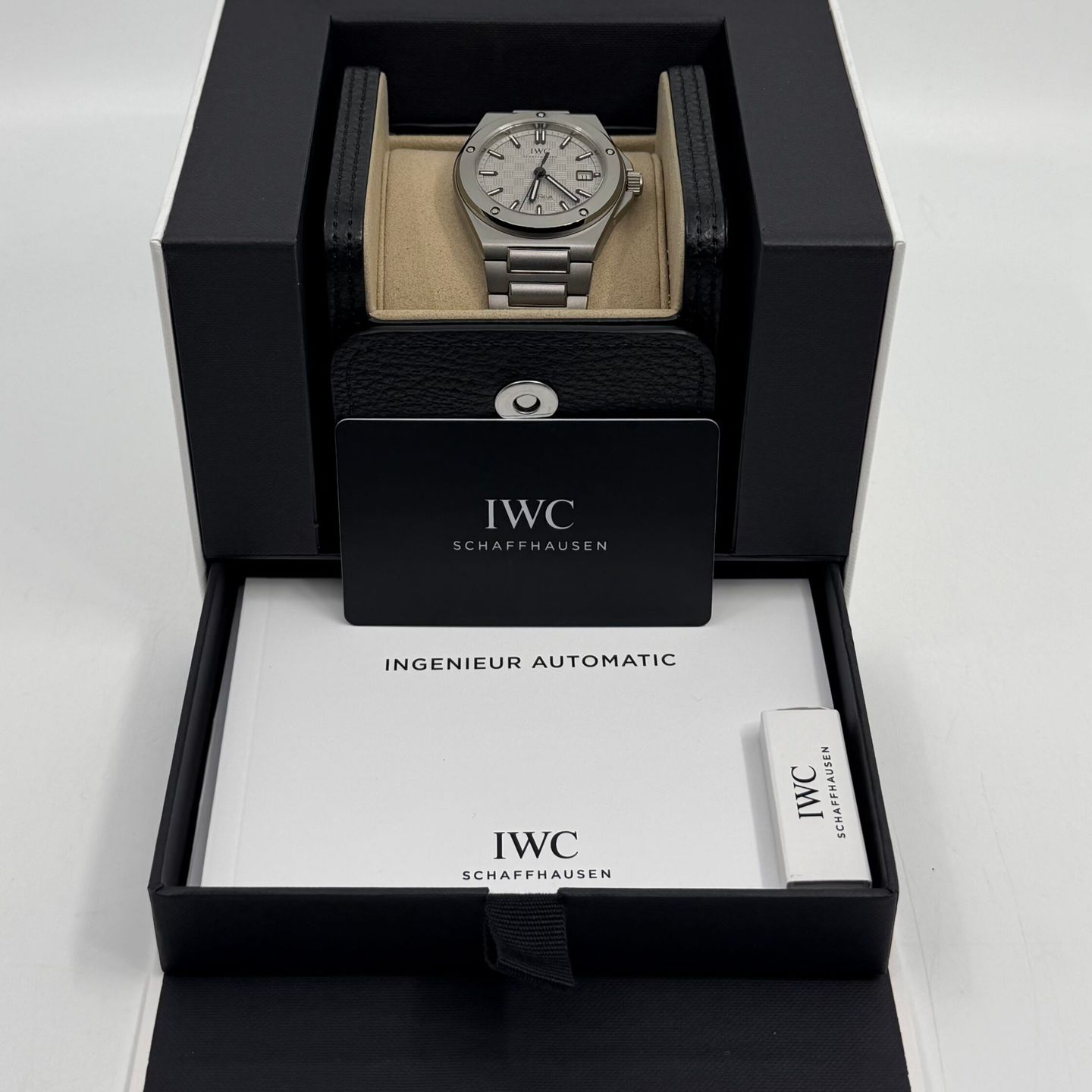 IWC Ingenieur Automatic IW328904 - (3/8)