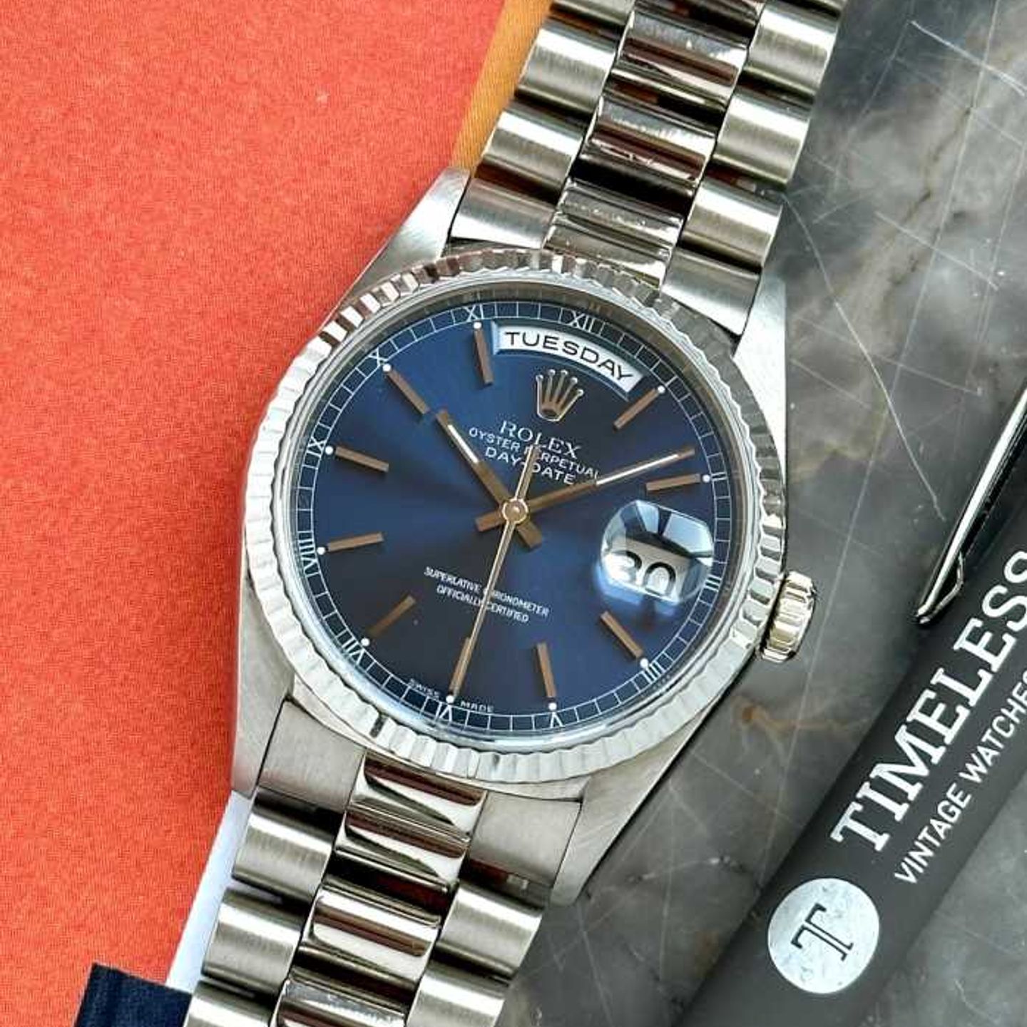 Rolex Day-Date 18239 (1991) - Blauw wijzerplaat 36mm Witgoud (1/8)