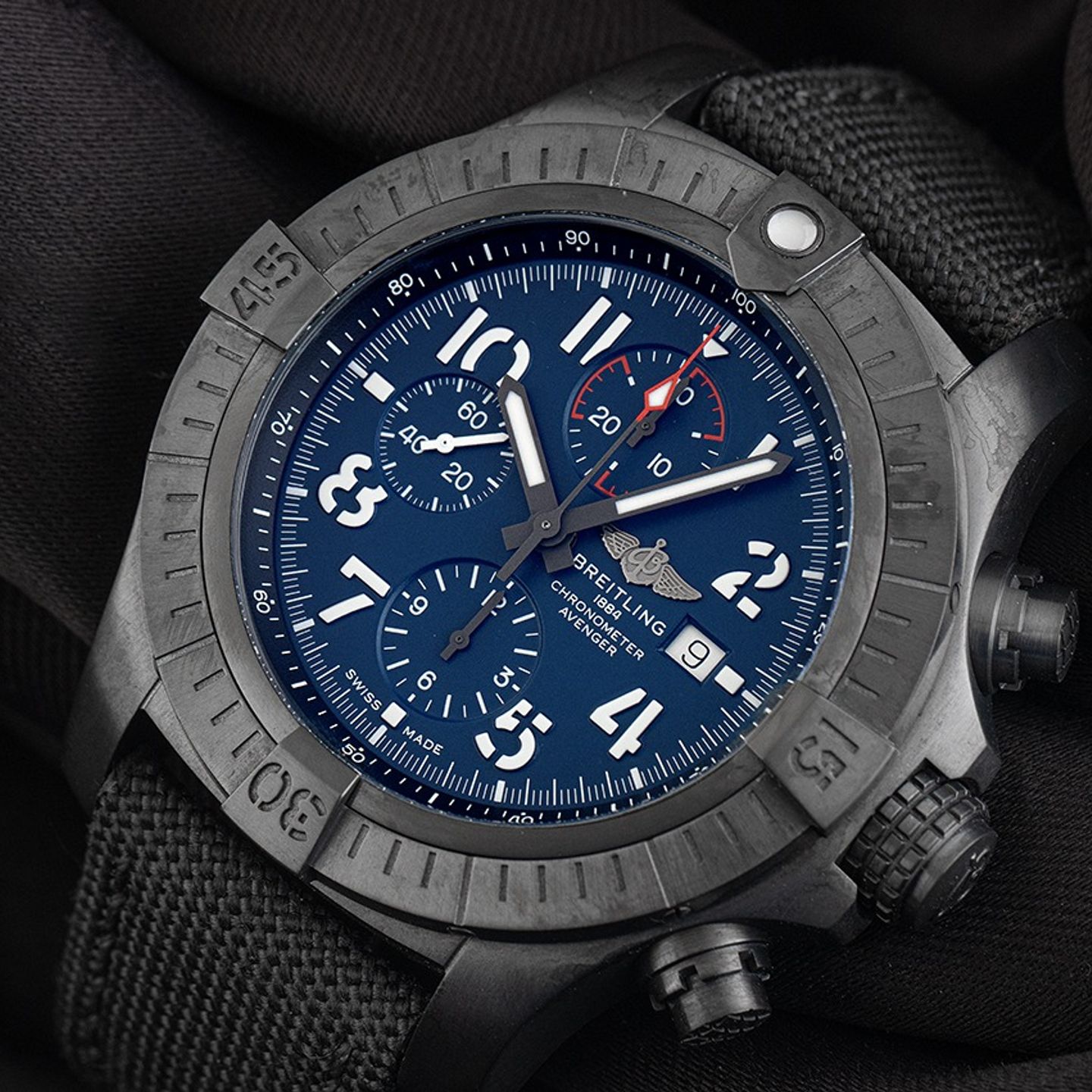 Breitling Avenger V13375101C1X1 (2022) - Blauw wijzerplaat 48mm Titanium (3/7)