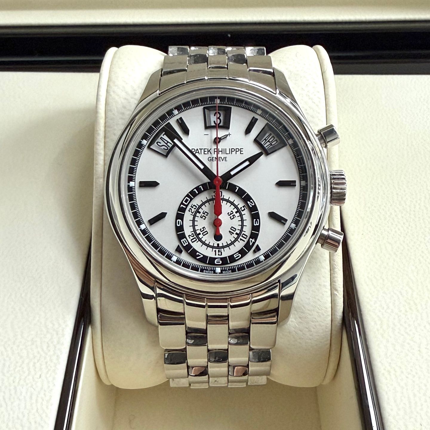 Patek Philippe Annual Calendar Chronograph 5960/1A-001 (2015) - Silver dial 41 mm Steel case (1/6)