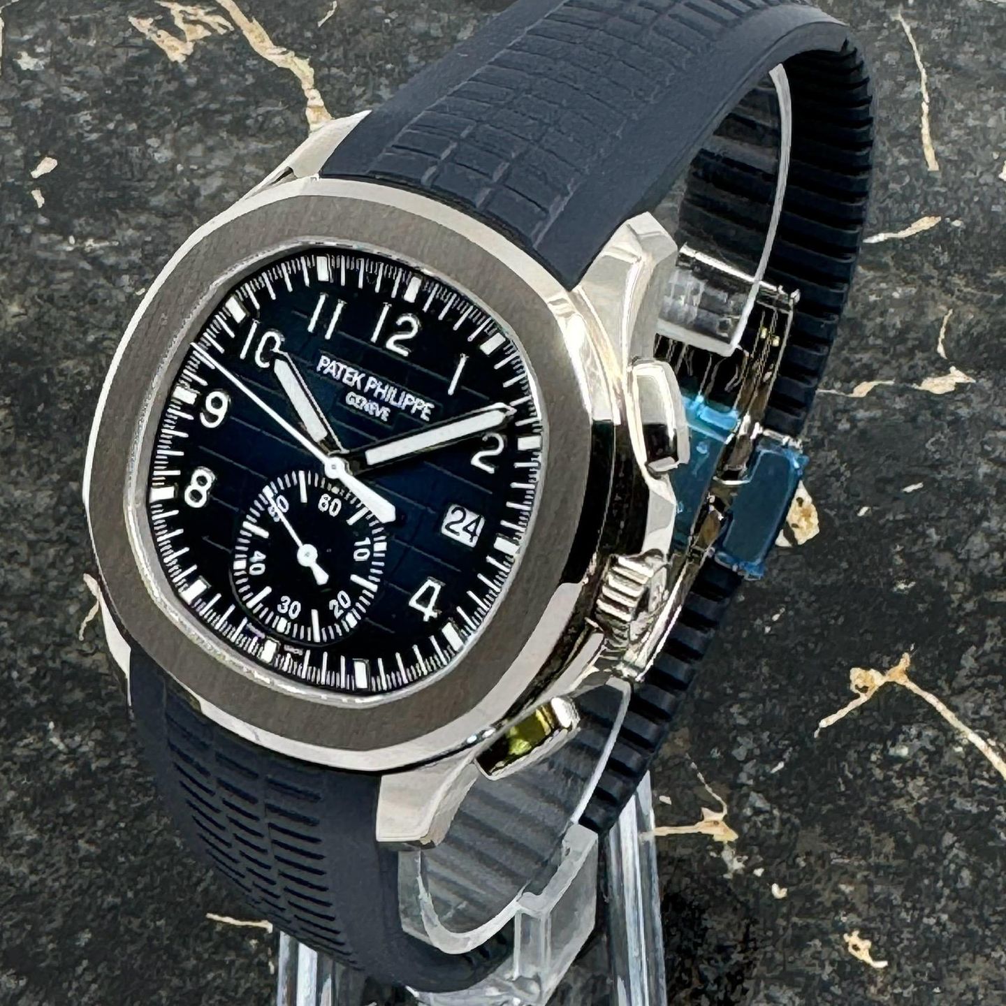 Patek Philippe Aquanaut 5968G-001 - (6/8)