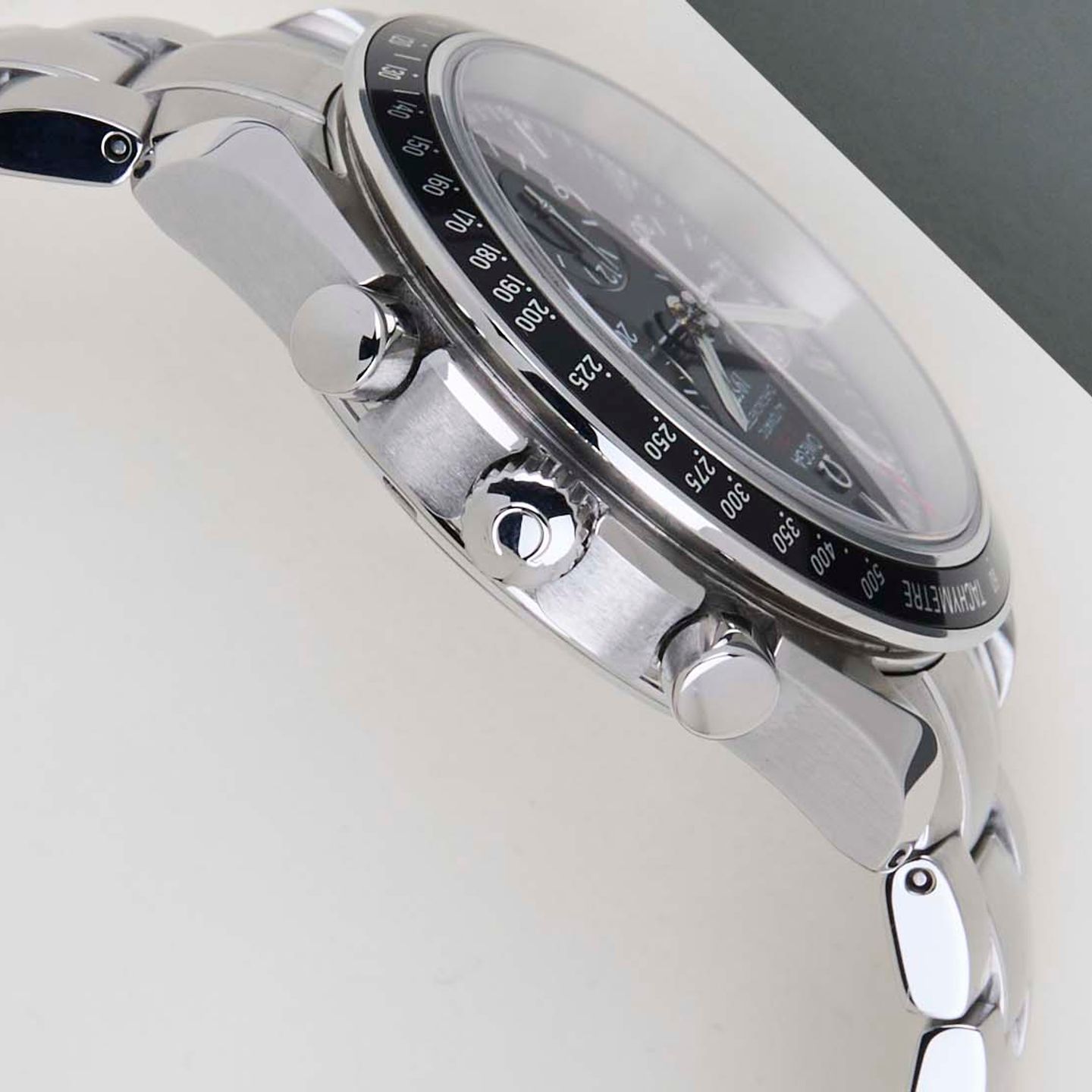 Unknown Unknown 323.30.40.40.01.001 - (8/8)