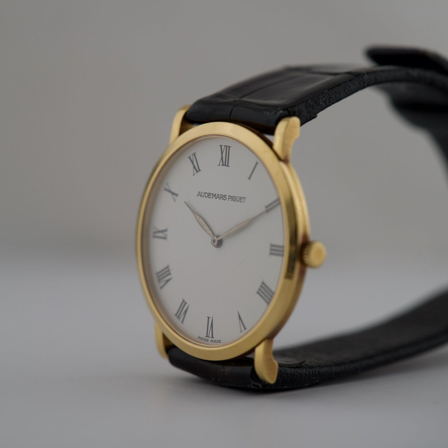 Audemars Piguet Vintage Dress watch (1980) - White dial 32 mm Yellow Gold case (4/8)