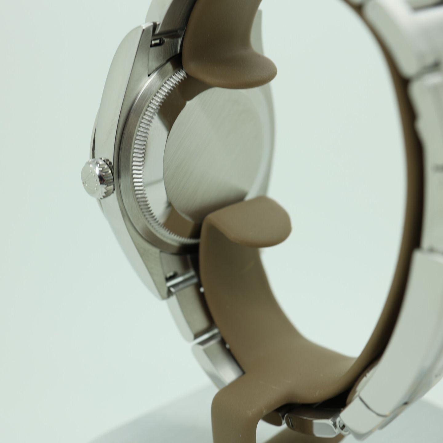 Rolex Oyster Perpetual 12600 - (5/8)