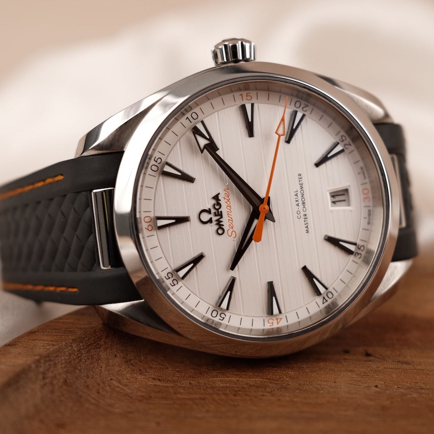 Omega Seamaster Aqua Terra 220.12.41.21.02.002 (2022) - Silver dial 41 mm Steel case (4/8)