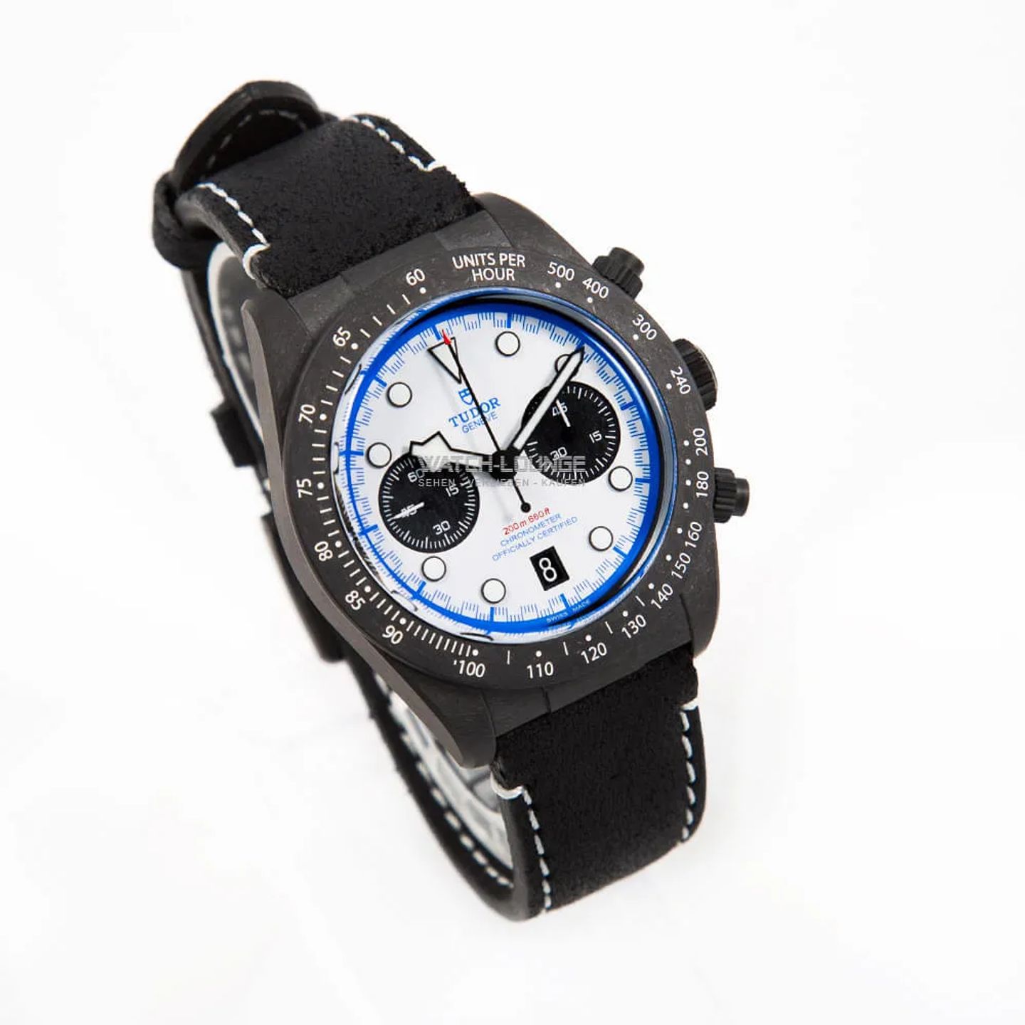 Tudor Black Bay Chrono 79377KN (2025) - White dial 42 mm Carbon case (4/8)