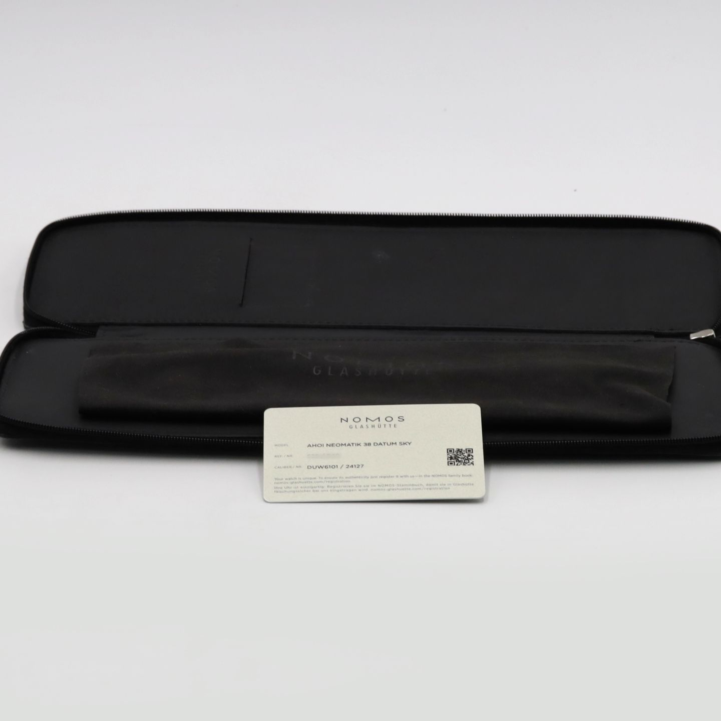 NOMOS Ahoi Neomatik 526 (Unknown (random serial)) - Blue dial 39 mm Steel case (8/8)