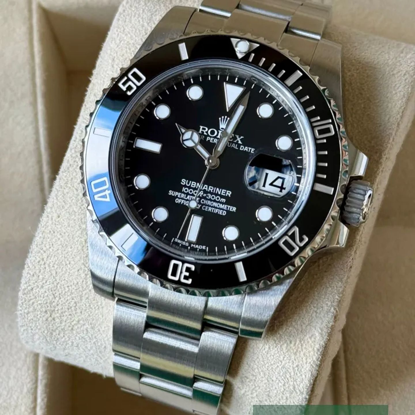 Rolex Submariner Date 116610LN - (3/7)