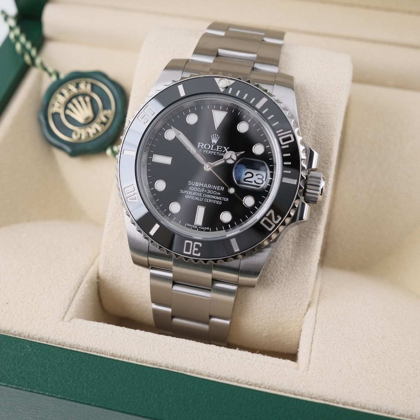 Rolex Submariner Date 116610LN (2018) - Zwart wijzerplaat 40mm Staal (2/8)