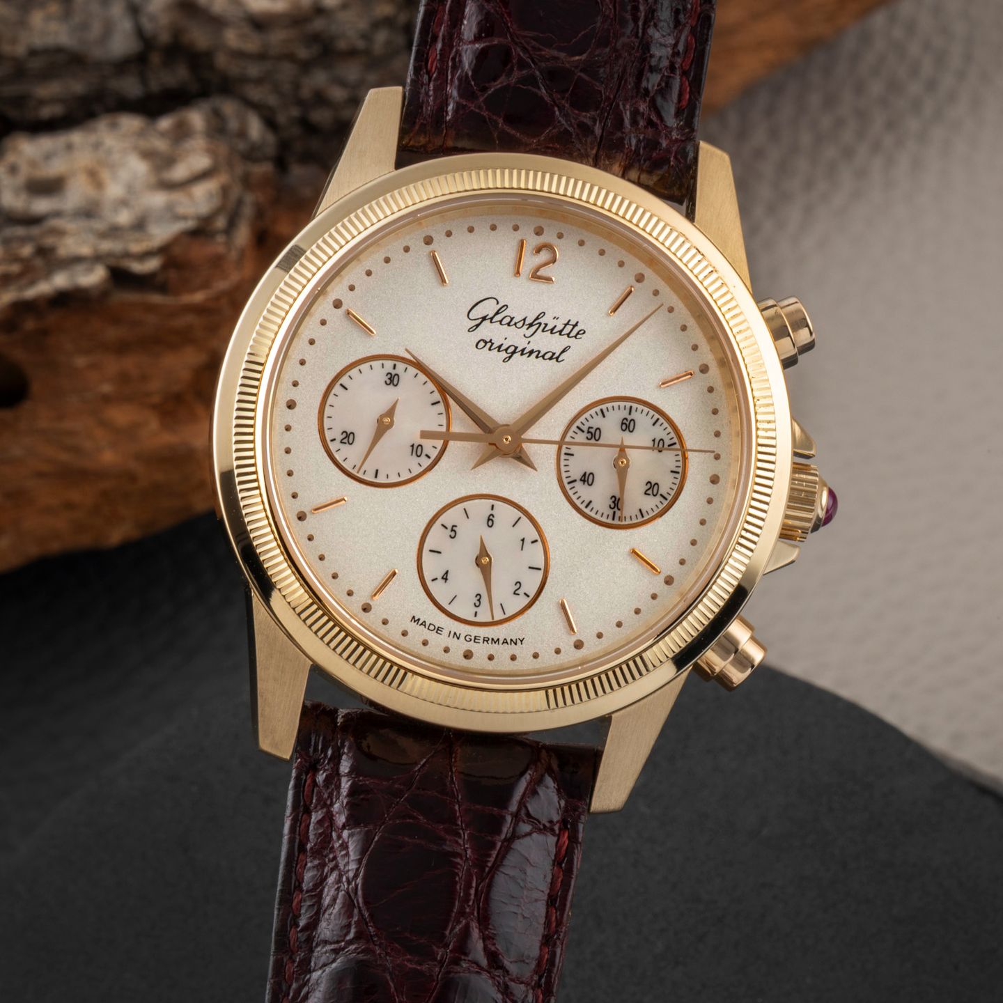 Unknown Unknown 10-66-01-01-05 (1995) - (3/8)