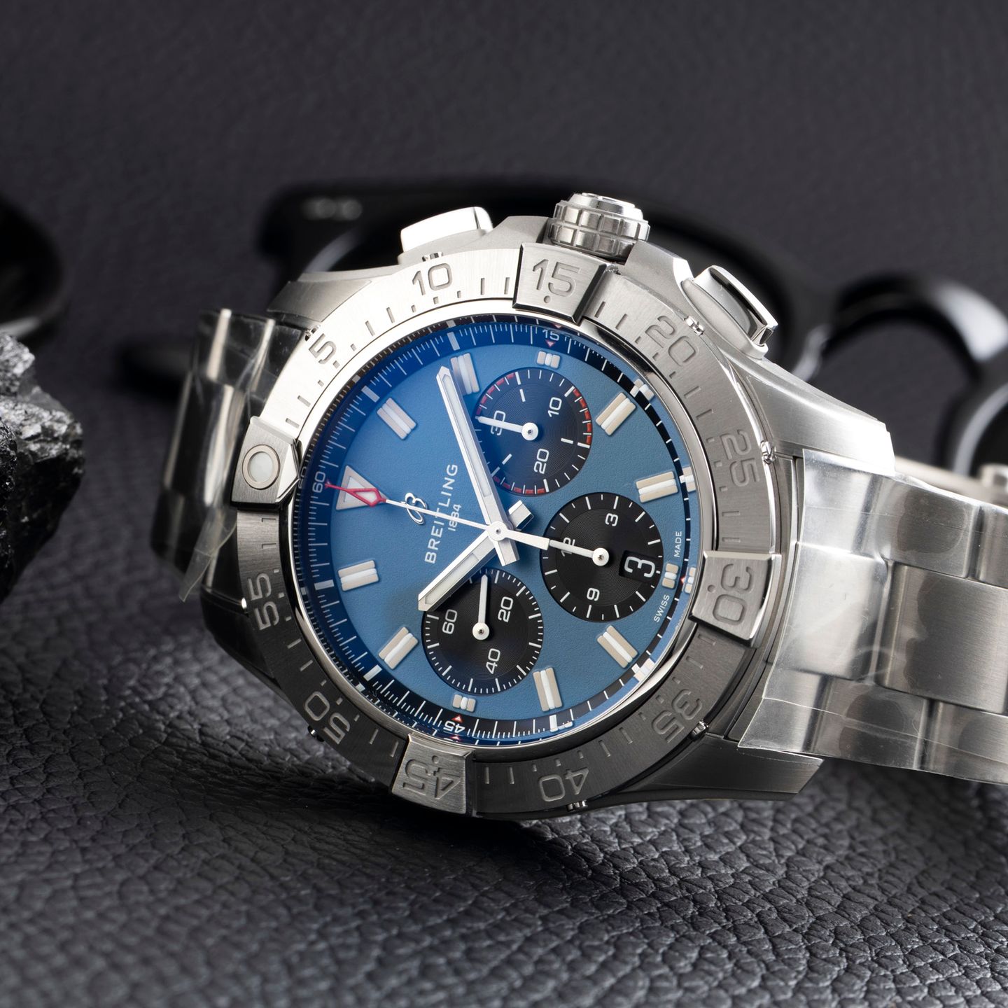 Breitling Avenger AB0147101C1A1 (Onbekend (willekeurig serienummer)) - Blauw wijzerplaat 44mm Staal (2/8)