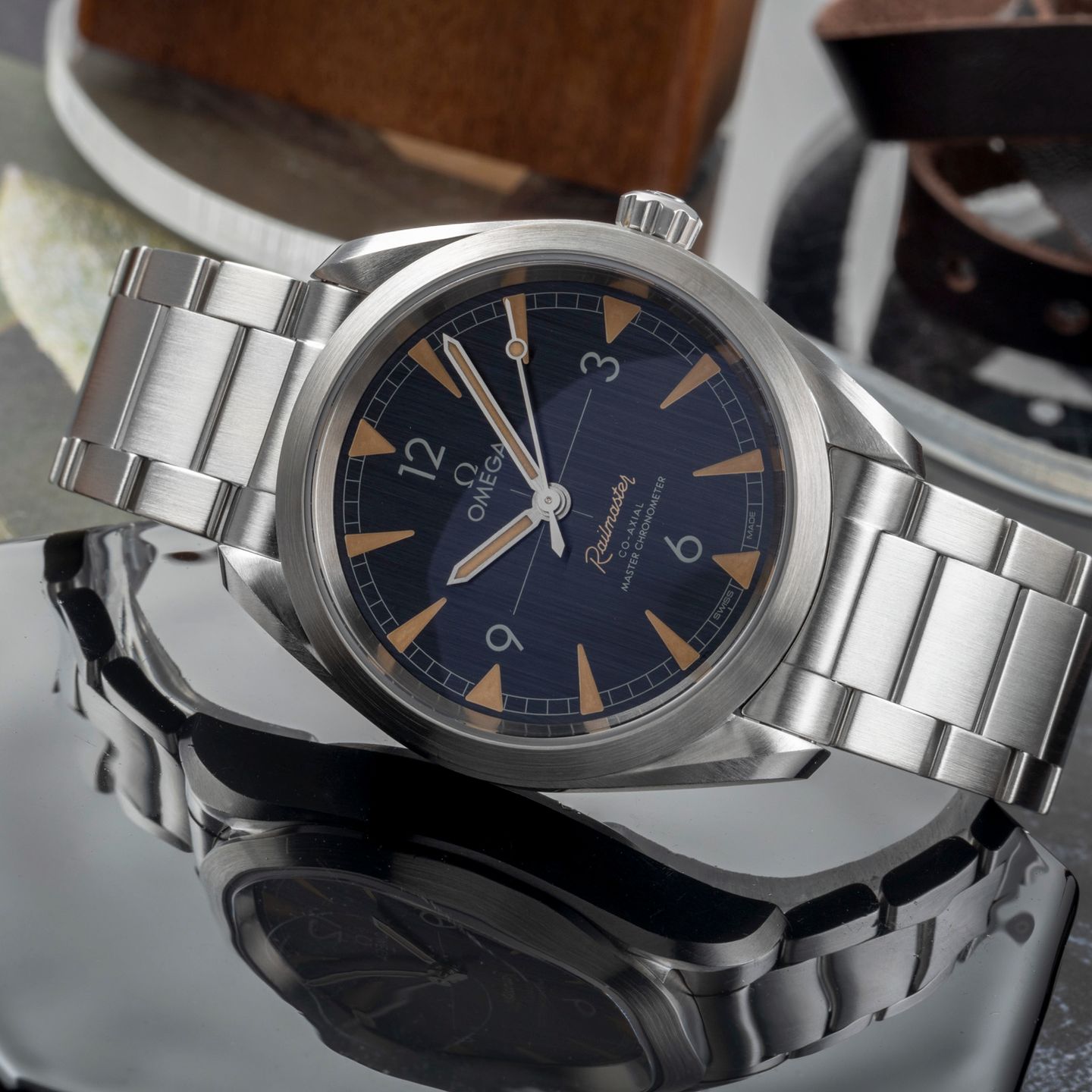 Omega Seamaster Railmaster 220.10.40.20.01.001 (Onbekend (willekeurig serienummer)) - Grijs wijzerplaat 40mm Staal (2/8)