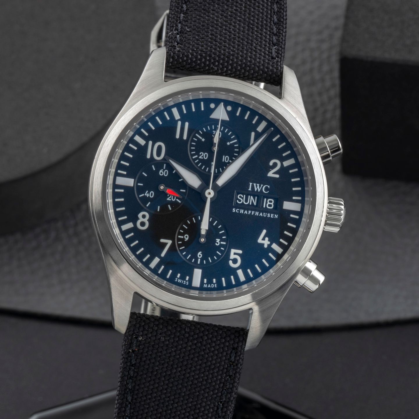 IWC Pilot Chronograph IW371701 (Unknown (random serial)) - Black dial 42 mm Steel case (3/8)