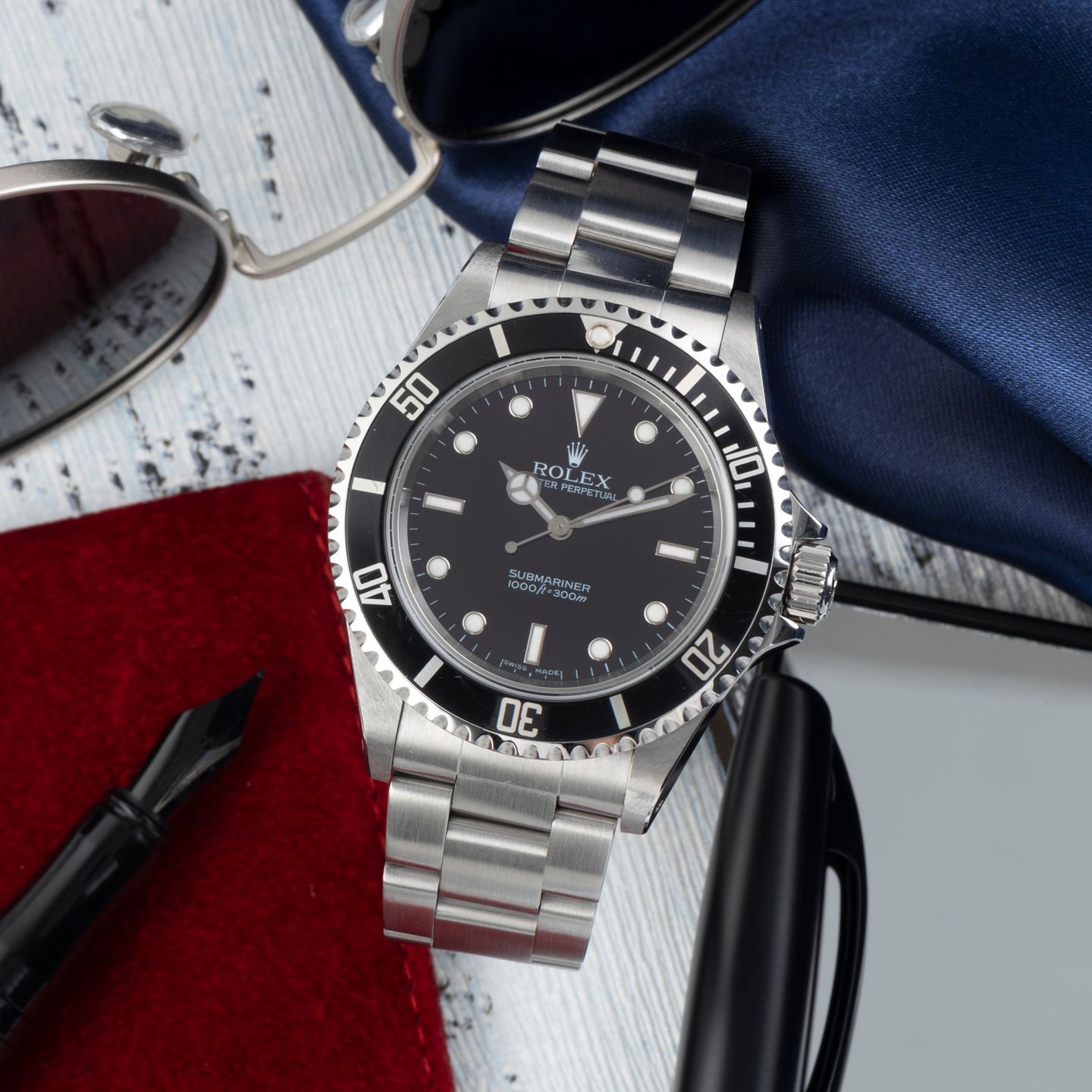 Rolex Submariner No Date 14060M (2006) - Black dial 40 mm Steel case (1/8)