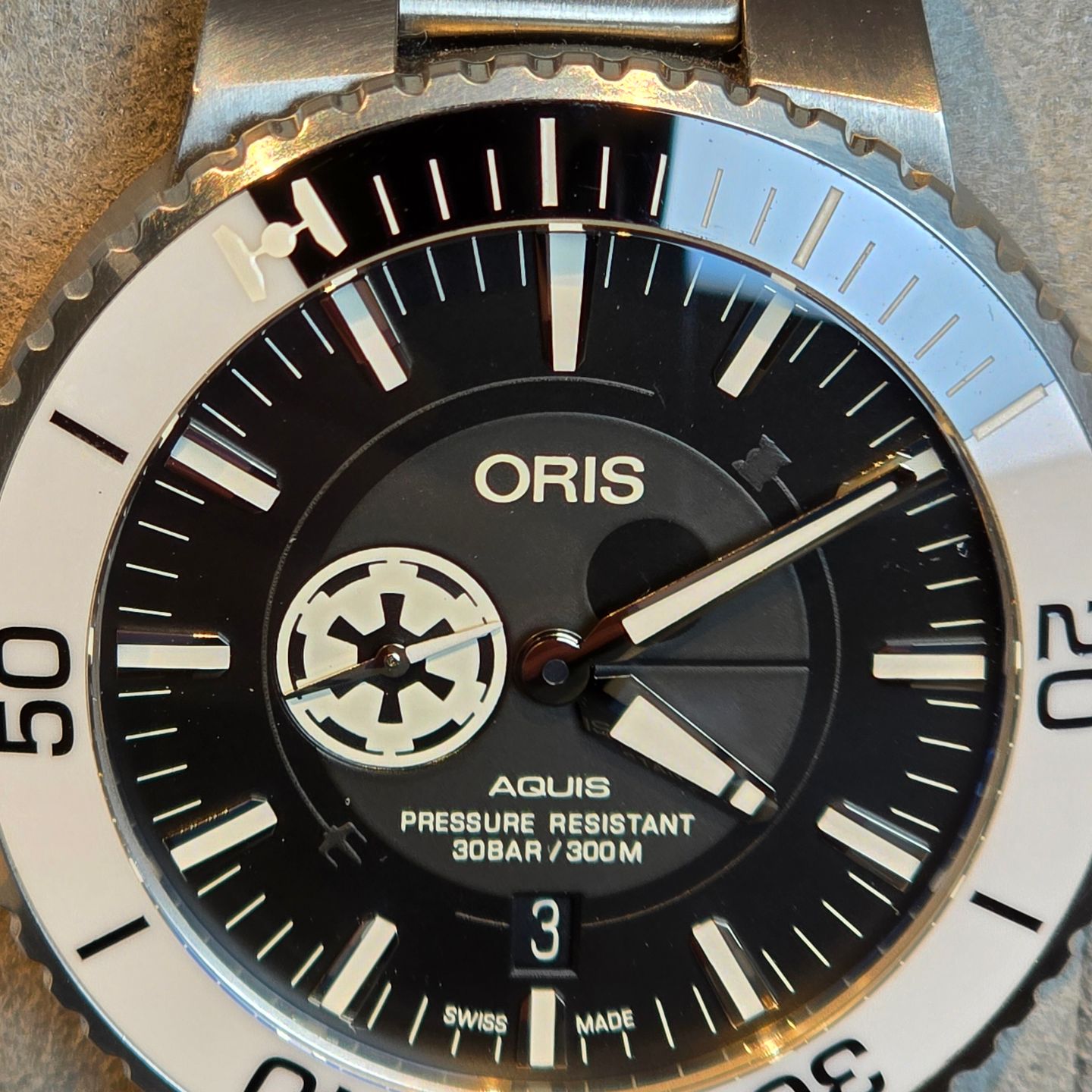 Oris Aquis 01 743 7734 4184-Set MB (Unknown (random serial)) - Black dial 44 mm Steel case (1/8)