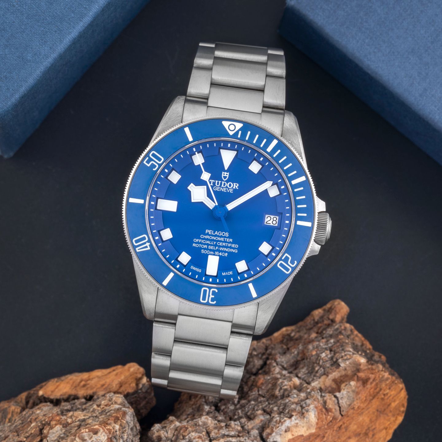 Tudor Pelagos 25600TB - (1/8)