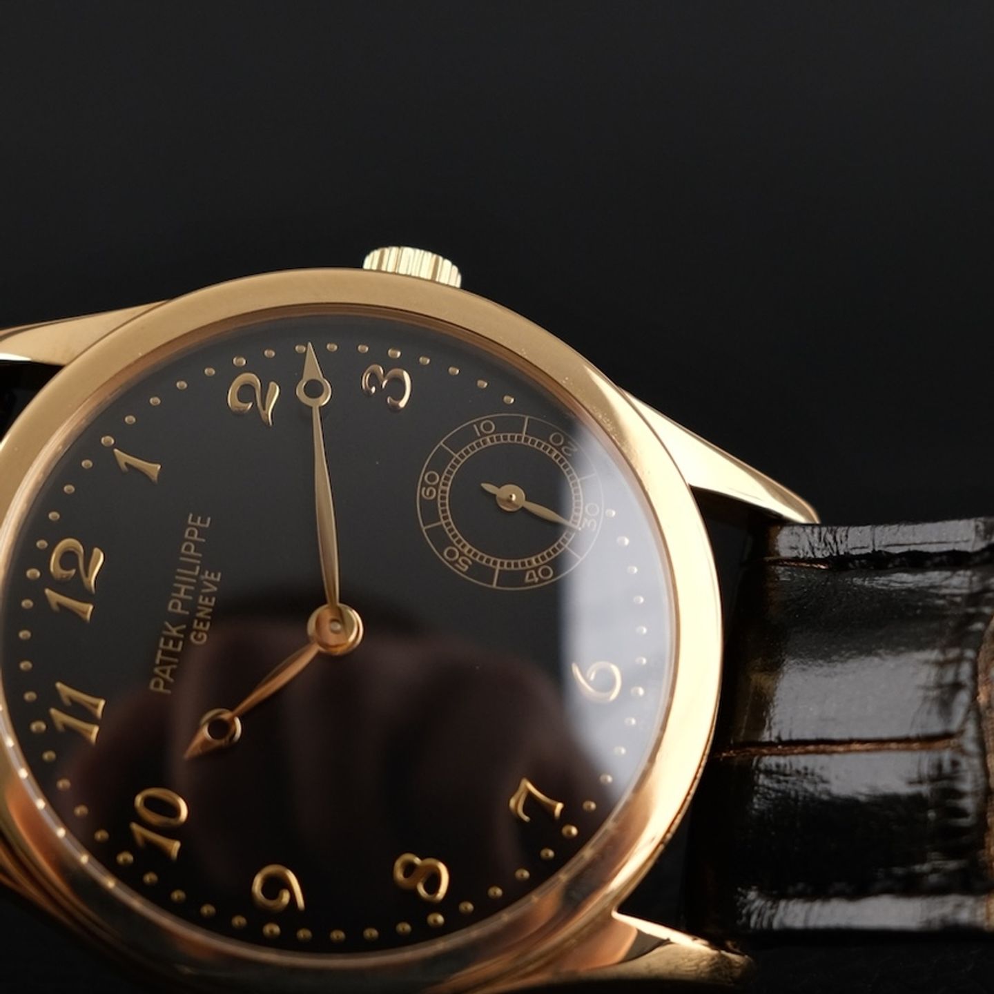 Patek Philippe Calatrava 5026J (Unknown (random serial)) - Black dial 34 mm Yellow Gold case (2/8)