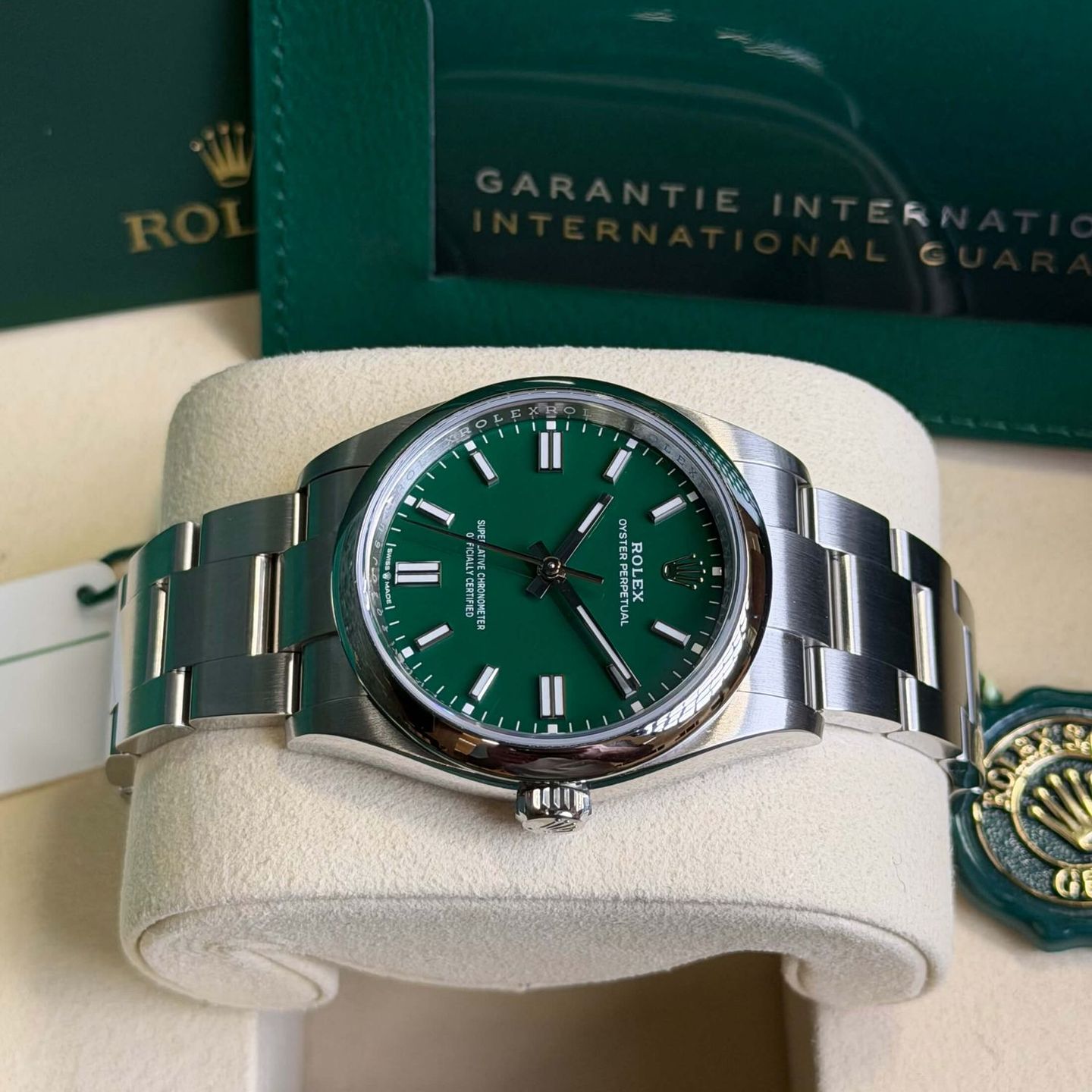 Rolex Oyster Perpetual 36 126000 - (5/8)