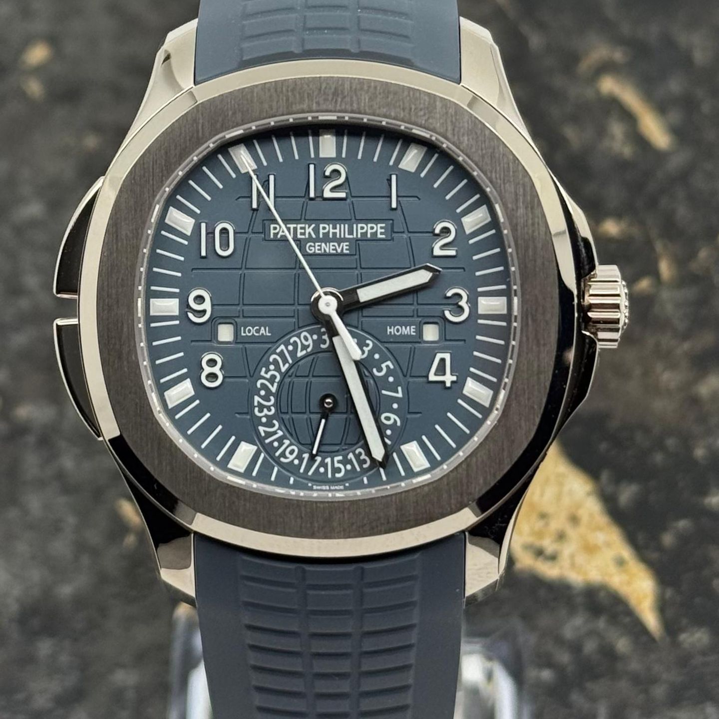 Patek Philippe Aquanaut 5164G-001 - (2/8)