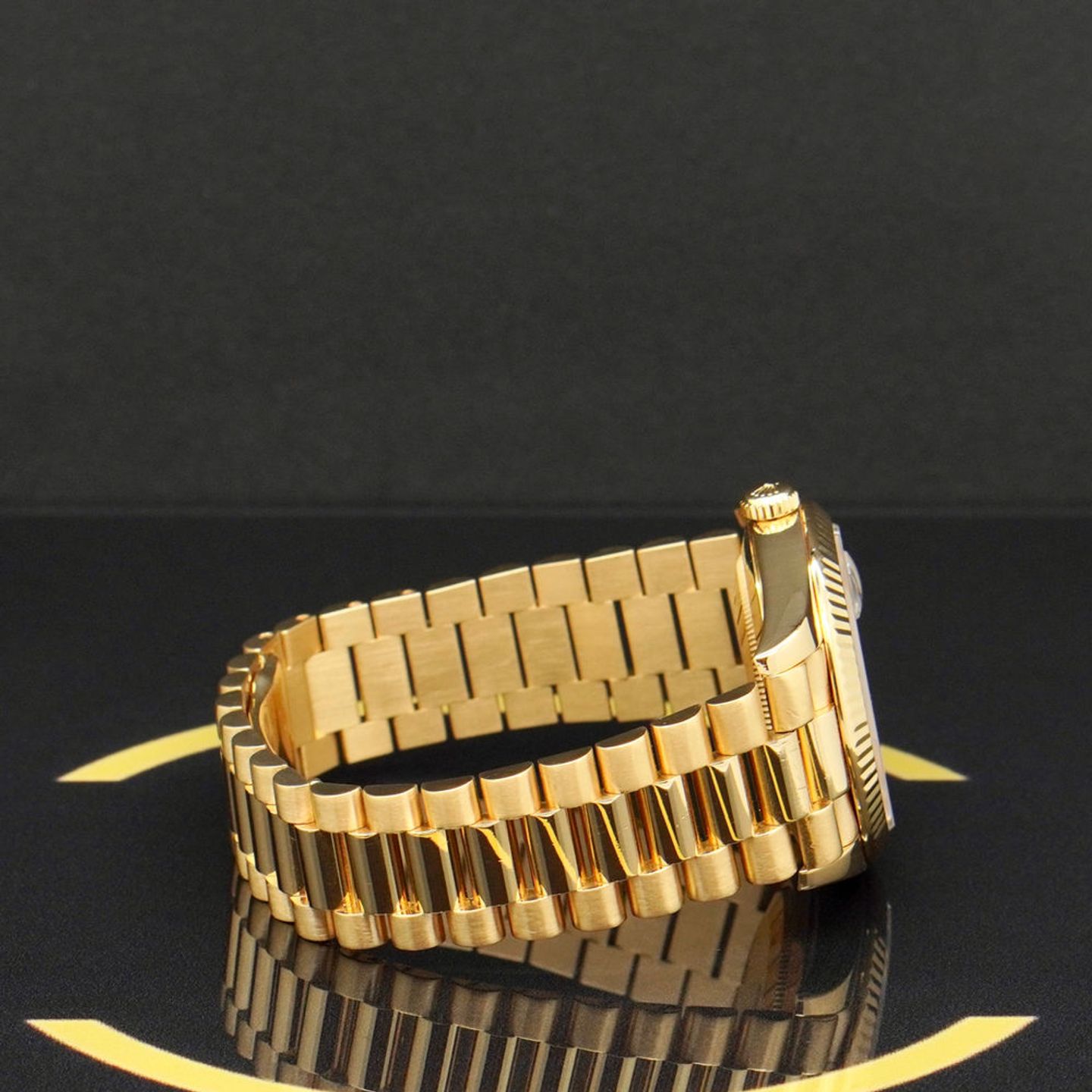 Rolex Day-Date 40 228238 (2020) - Black dial 40 mm Yellow Gold case (6/7)