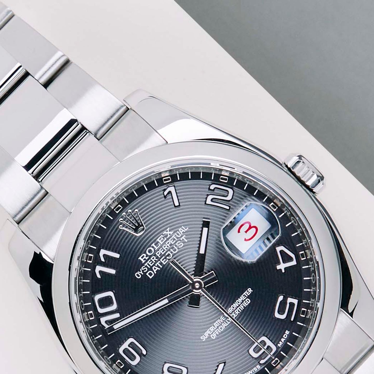 Rolex Datejust 36 116200 (2019) - Black dial 36 mm Steel case (3/8)