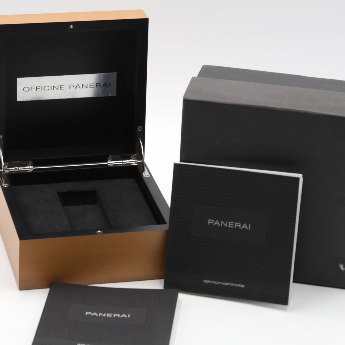 Panerai Luminor Marina 1950 3 Days Automatic PAM00661 (Unknown (random serial)) - Black dial 44 mm Carbon case (8/8)